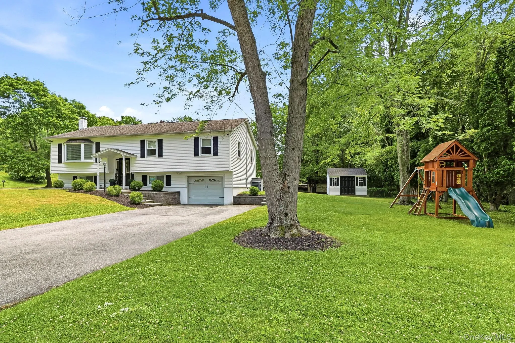 1 Craig Place, Wappinger, NY, 3 Bedrooms Bedrooms, 7 Rooms Rooms,2 BathroomsBathrooms,Residential,For Rent,Craig,0,KEY1018147 1 Craig Place, Wappinger, NY, 3 Bedrooms Bedrooms, 7 Rooms Rooms,2 BathroomsBathrooms,Residential,For Rent,Craig,0,KEY1018147