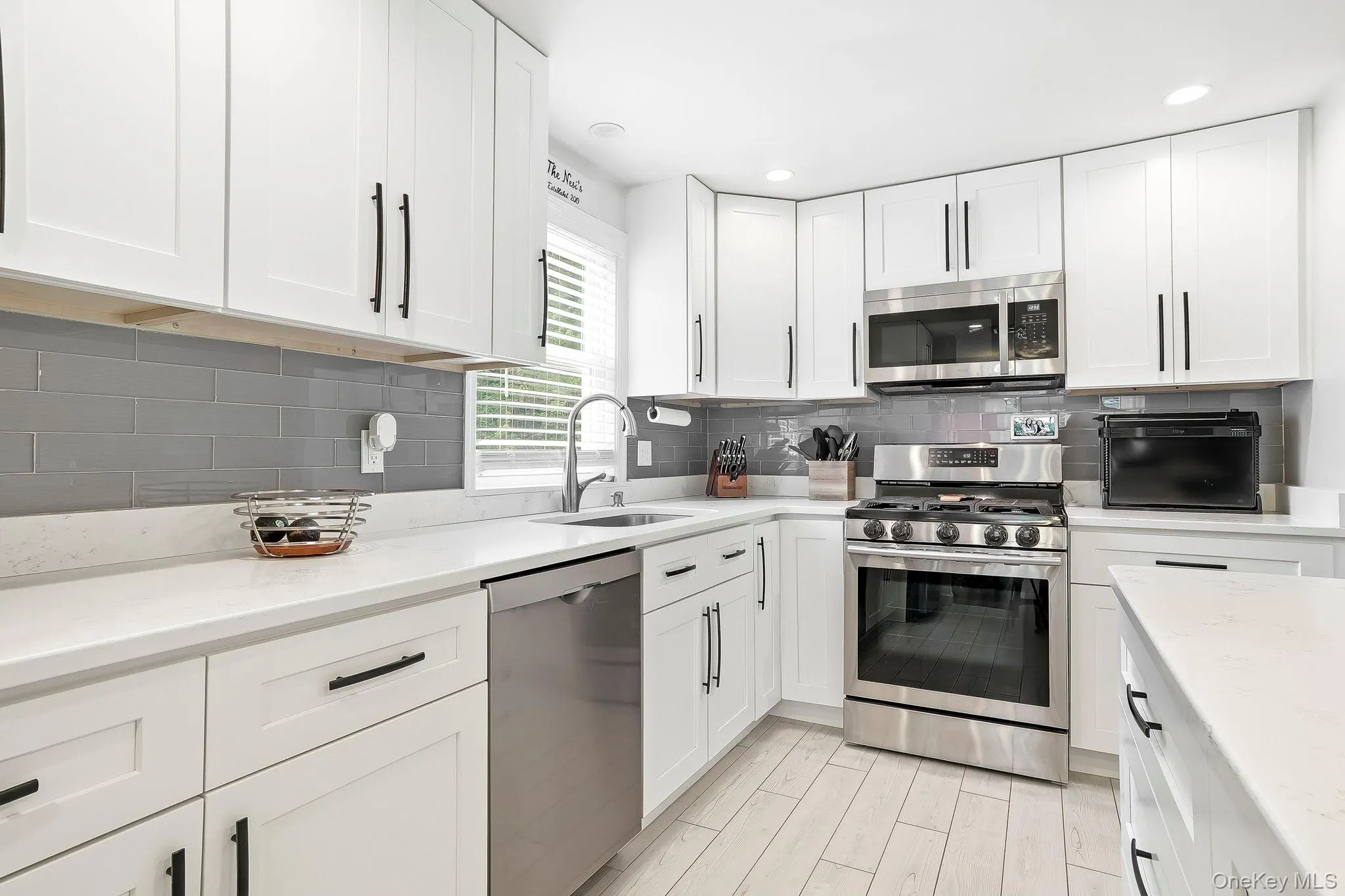 1 Craig Place, Wappinger, NY, 3 Bedrooms Bedrooms, 7 Rooms Rooms,2 BathroomsBathrooms,Residential,For Rent,Craig,0,KEY1018147 1 Craig Place, Wappinger, NY, 3 Bedrooms Bedrooms, 7 Rooms Rooms,2 BathroomsBathrooms,Residential,For Rent,Craig,0,KEY1018147