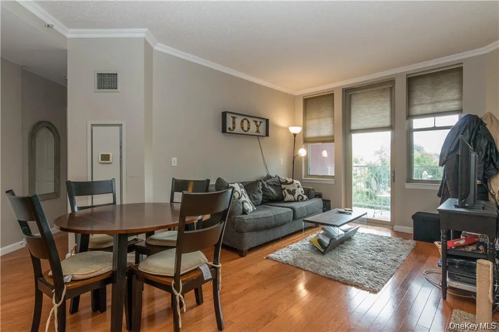 300 Mamaroneck Avenue, White Plains, NY, 2 Bedrooms Bedrooms, 3 Rooms Rooms,2 BathroomsBathrooms,Residential Lease,For Rent,Mamaroneck,0,KEY1018148 300 Mamaroneck Avenue, White Plains, NY, 2 Bedrooms Bedrooms, 3 Rooms Rooms,2 BathroomsBathrooms,Residential Lease,For Rent,Mamaroneck,0,KEY1018148