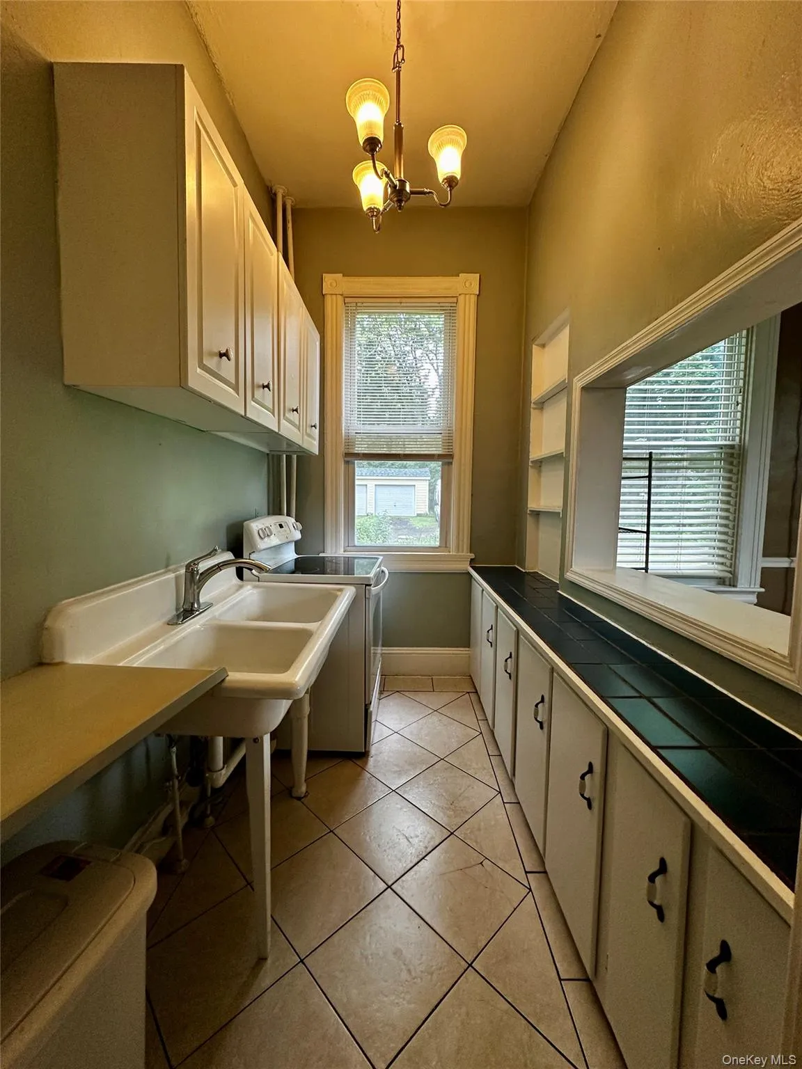 16 Broad Street, New Windsor, NY, 1 Bedroom Bedrooms, 4 Rooms Rooms,1 BathroomBathrooms,Residential Lease,For Rent,Broad,0,KEY1018151 16 Broad Street, New Windsor, NY, 1 Bedroom Bedrooms, 4 Rooms Rooms,1 BathroomBathrooms,Residential Lease,For Rent,Broad,0,KEY1018151