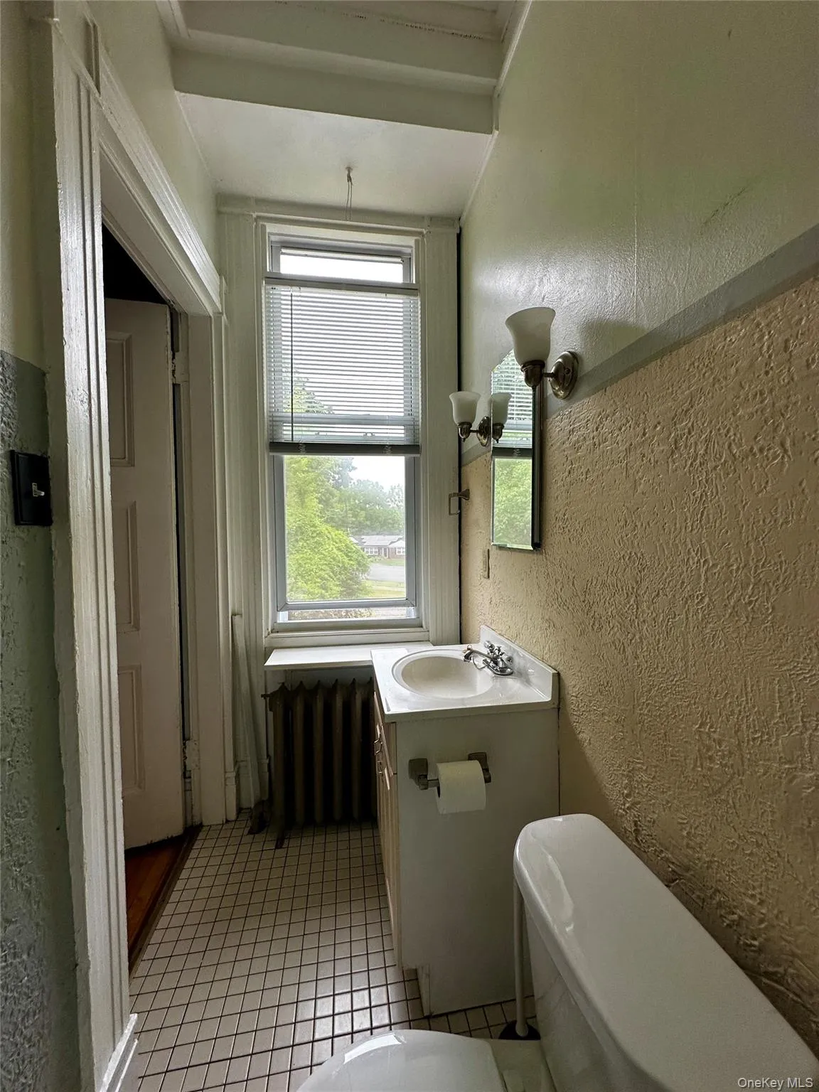 16 Broad Street, New Windsor, NY, 1 Bedroom Bedrooms, 4 Rooms Rooms,1 BathroomBathrooms,Residential Lease,For Rent,Broad,0,KEY1018151 16 Broad Street, New Windsor, NY, 1 Bedroom Bedrooms, 4 Rooms Rooms,1 BathroomBathrooms,Residential Lease,For Rent,Broad,0,KEY1018151