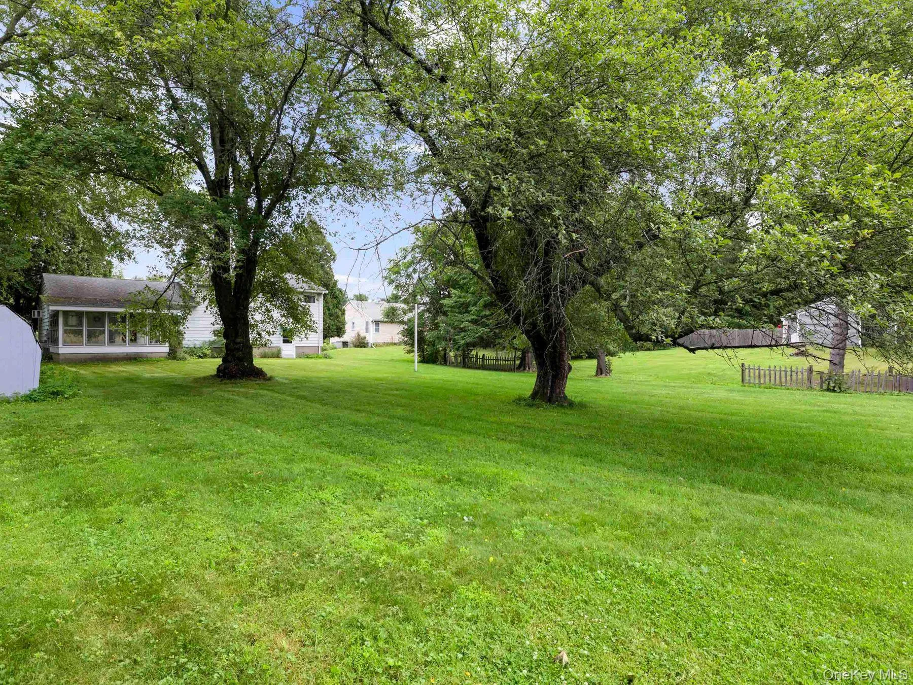240 Route 199, Red Hook, NY, 3 Bedrooms Bedrooms, 10 Rooms Rooms,2 BathroomsBathrooms,Residential,For Rent,Route 199,0,KEY1018152 240 Route 199, Red Hook, NY, 3 Bedrooms Bedrooms, 10 Rooms Rooms,2 BathroomsBathrooms,Residential,For Rent,Route 199,0,KEY1018152