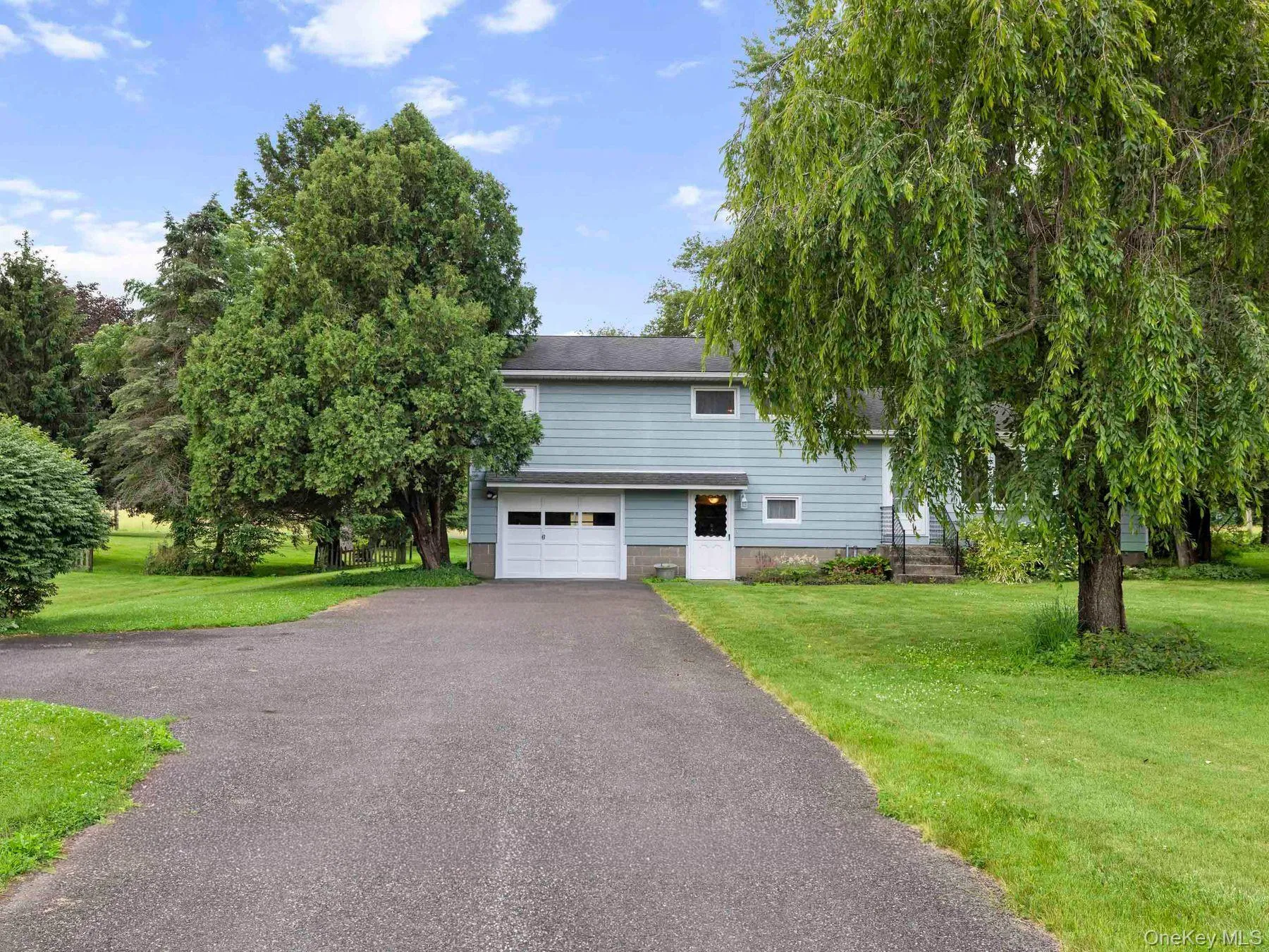 240 Route 199, Red Hook, NY, 3 Bedrooms Bedrooms, 10 Rooms Rooms,2 BathroomsBathrooms,Residential,For Rent,Route 199,0,KEY1018152 240 Route 199, Red Hook, NY, 3 Bedrooms Bedrooms, 10 Rooms Rooms,2 BathroomsBathrooms,Residential,For Rent,Route 199,0,KEY1018152