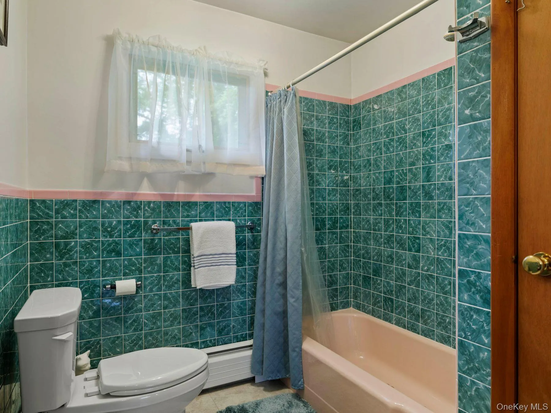 240 Route 199, Red Hook, NY, 3 Bedrooms Bedrooms, 10 Rooms Rooms,2 BathroomsBathrooms,Residential,For Rent,Route 199,0,KEY1018152 240 Route 199, Red Hook, NY, 3 Bedrooms Bedrooms, 10 Rooms Rooms,2 BathroomsBathrooms,Residential,For Rent,Route 199,0,KEY1018152