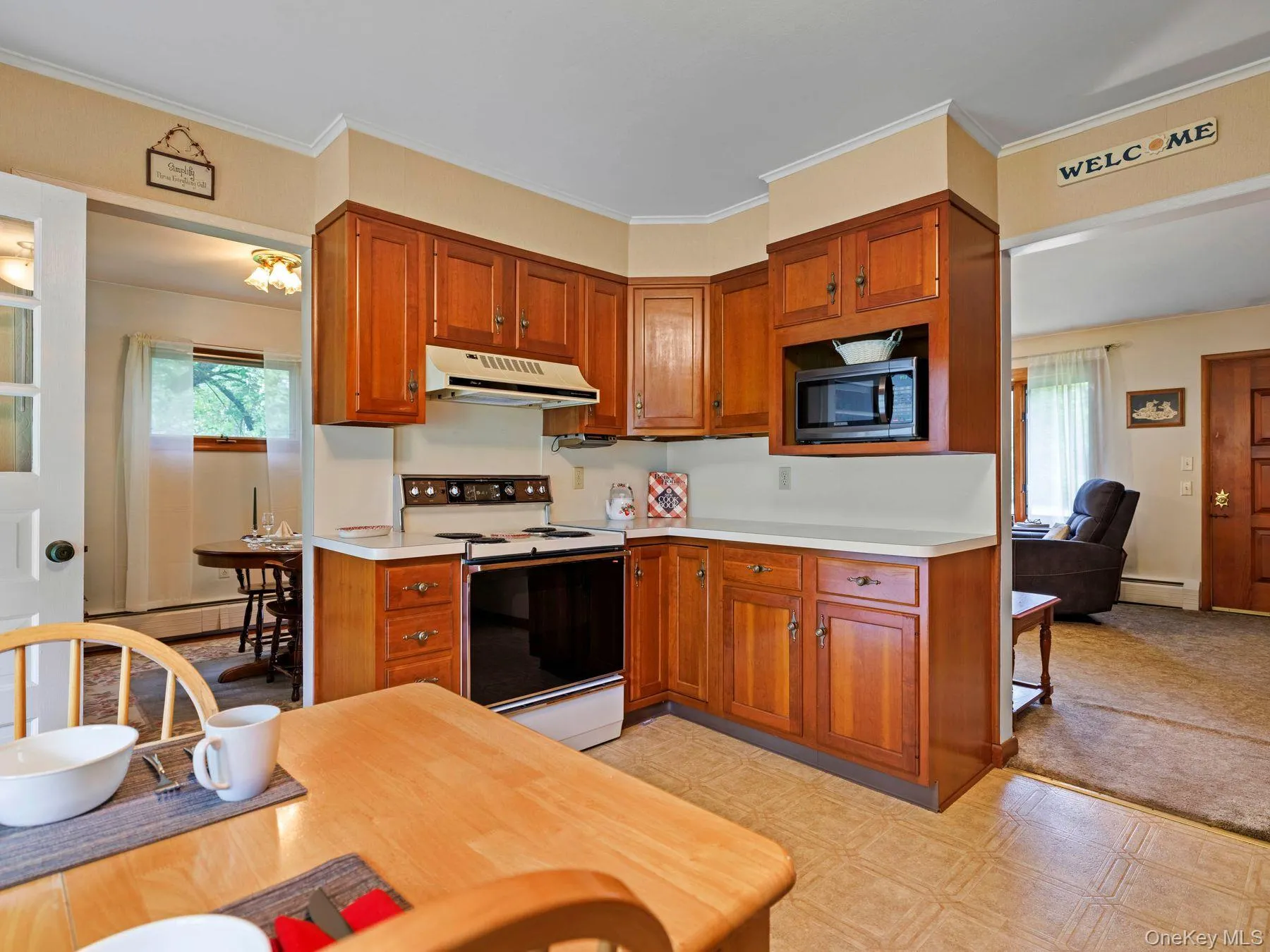 240 Route 199, Red Hook, NY, 3 Bedrooms Bedrooms, 10 Rooms Rooms,2 BathroomsBathrooms,Residential,For Rent,Route 199,0,KEY1018152 240 Route 199, Red Hook, NY, 3 Bedrooms Bedrooms, 10 Rooms Rooms,2 BathroomsBathrooms,Residential,For Rent,Route 199,0,KEY1018152