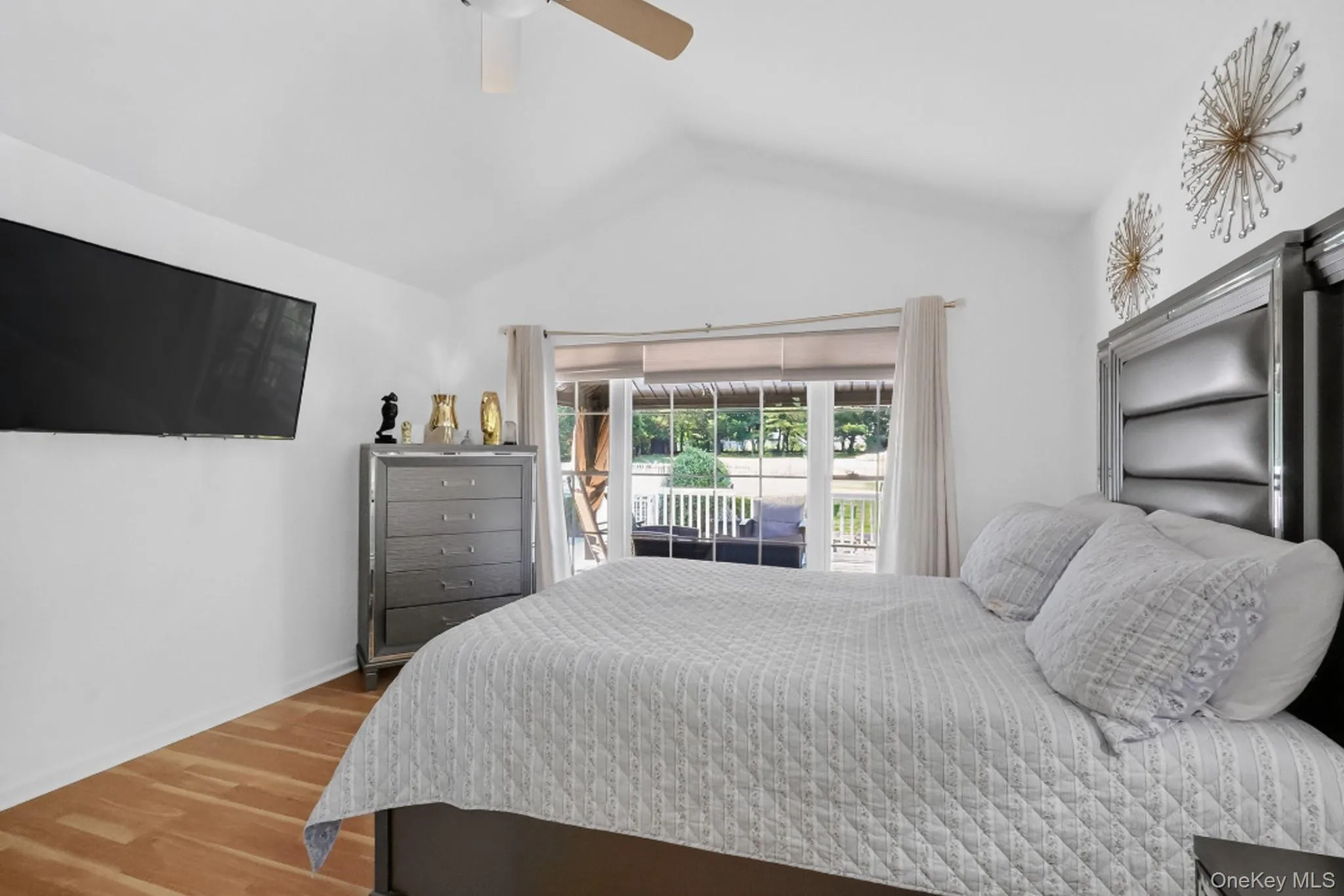 17 Woodlawn Avenue, Brookhaven, NY, 5 Bedrooms Bedrooms, 10 Rooms Rooms,5 BathroomsBathrooms,Residential,For Rent,Woodlawn,0,1018159 17 Woodlawn Avenue, Brookhaven, NY, 5 Bedrooms Bedrooms, 10 Rooms Rooms,5 BathroomsBathrooms,Residential,For Rent,Woodlawn,0,1018159
