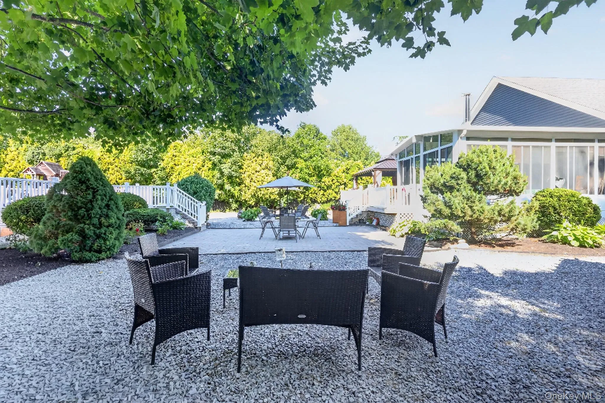 17 Woodlawn Avenue, Brookhaven, NY, 5 Bedrooms Bedrooms, 10 Rooms Rooms,5 BathroomsBathrooms,Residential,For Rent,Woodlawn,0,1018159 17 Woodlawn Avenue, Brookhaven, NY, 5 Bedrooms Bedrooms, 10 Rooms Rooms,5 BathroomsBathrooms,Residential,For Rent,Woodlawn,0,1018159