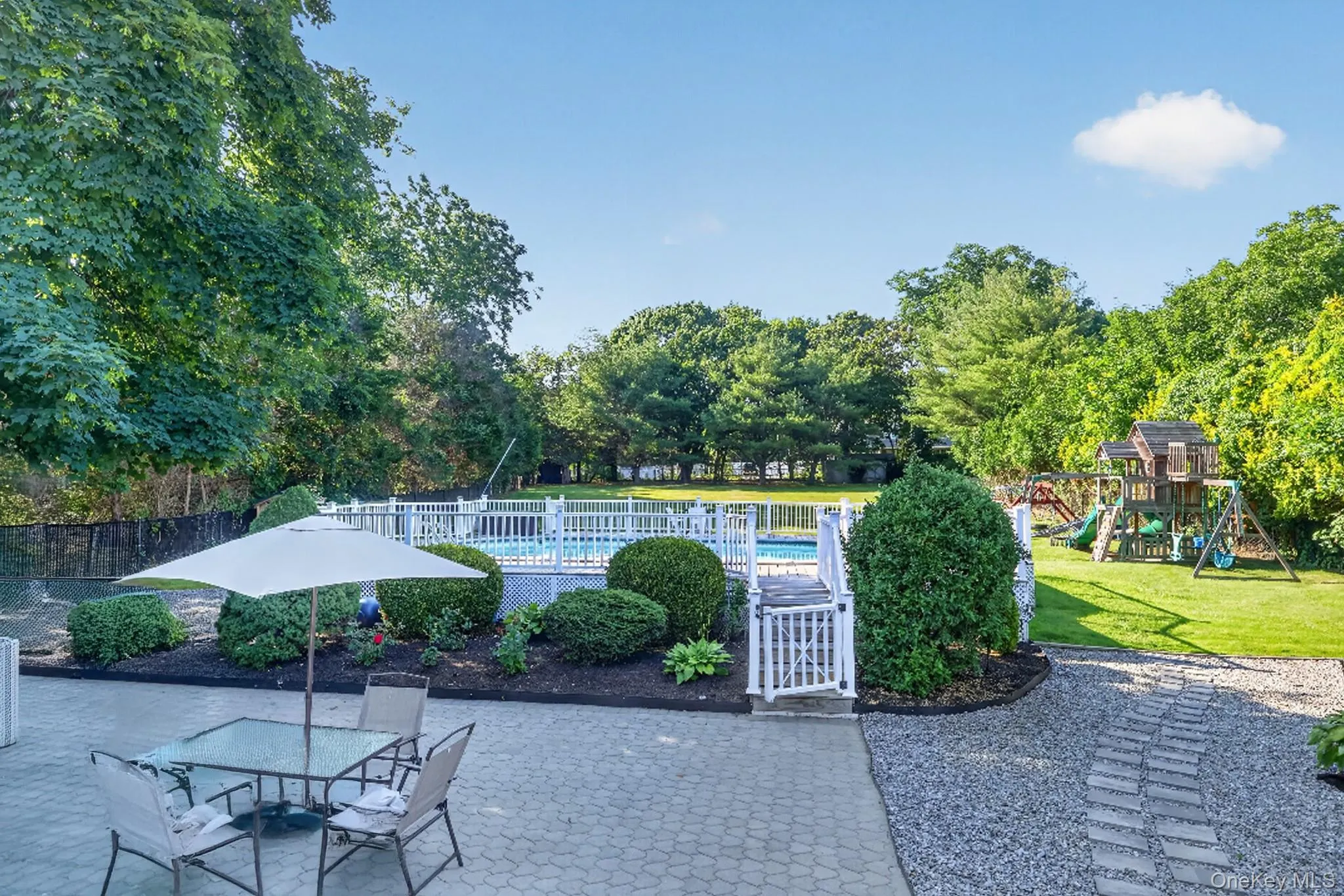17 Woodlawn Avenue, Brookhaven, NY, 5 Bedrooms Bedrooms, 10 Rooms Rooms,5 BathroomsBathrooms,Residential,For Rent,Woodlawn,0,1018159 17 Woodlawn Avenue, Brookhaven, NY, 5 Bedrooms Bedrooms, 10 Rooms Rooms,5 BathroomsBathrooms,Residential,For Rent,Woodlawn,0,1018159