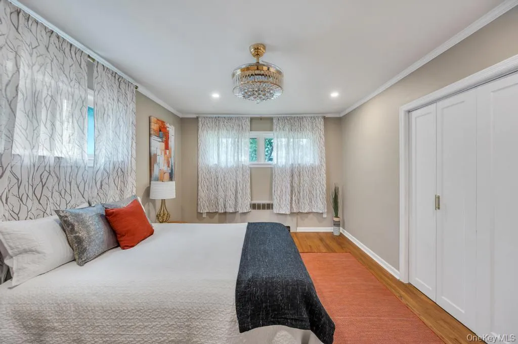 46 Walter Avenue, Oyster Bay, NY, 3 Bedrooms Bedrooms, 8 Rooms Rooms,2 BathroomsBathrooms,Residential,For Rent,Walter,0,KEY1018160 46 Walter Avenue, Oyster Bay, NY, 3 Bedrooms Bedrooms, 8 Rooms Rooms,2 BathroomsBathrooms,Residential,For Rent,Walter,0,KEY1018160