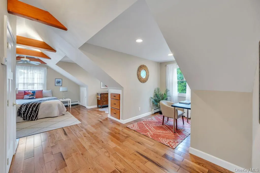 46 Walter Avenue, Oyster Bay, NY, 3 Bedrooms Bedrooms, 8 Rooms Rooms,2 BathroomsBathrooms,Residential,For Rent,Walter,0,KEY1018160 46 Walter Avenue, Oyster Bay, NY, 3 Bedrooms Bedrooms, 8 Rooms Rooms,2 BathroomsBathrooms,Residential,For Rent,Walter,0,KEY1018160