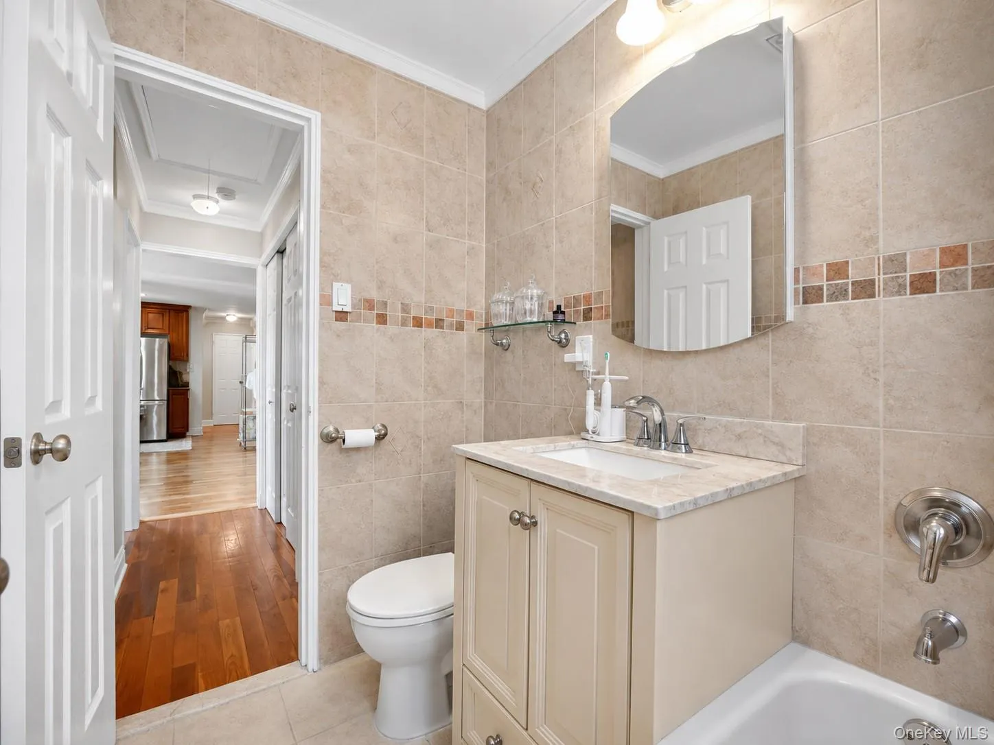 6 Mill Drive, North Hempstead, NY, 1 Bedroom Bedrooms, 4 Rooms Rooms,1 BathroomBathrooms,Residential,For Rent,Mill,0,KEY1018162 6 Mill Drive, North Hempstead, NY, 1 Bedroom Bedrooms, 4 Rooms Rooms,1 BathroomBathrooms,Residential,For Rent,Mill,0,KEY1018162