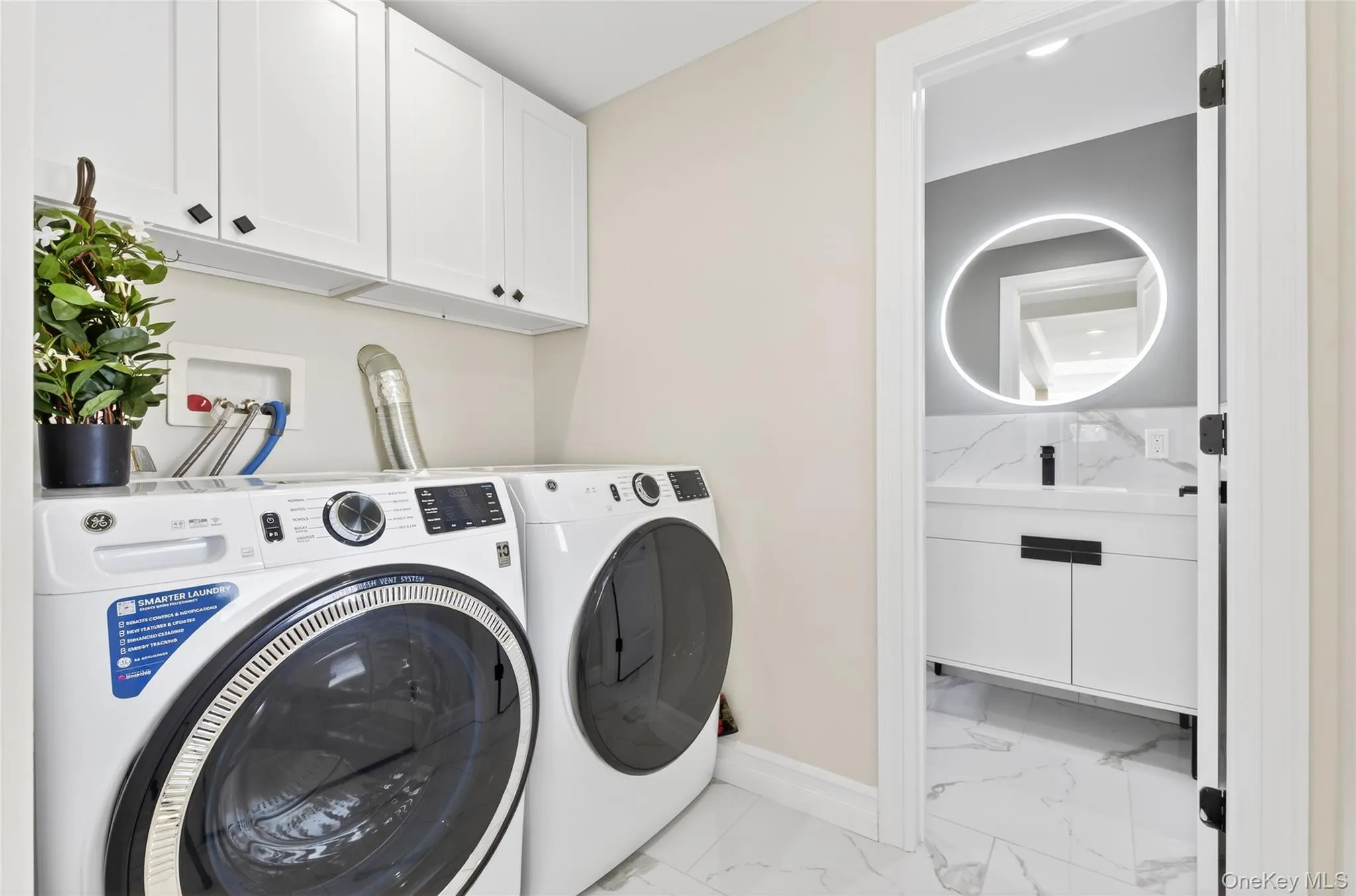 19 6th Street, North Hempstead, NY, 3 Bedrooms Bedrooms, 8 Rooms Rooms,2 BathroomsBathrooms,Residential,For Rent,6th,0,KEY1018163 19 6th Street, North Hempstead, NY, 3 Bedrooms Bedrooms, 8 Rooms Rooms,2 BathroomsBathrooms,Residential,For Rent,6th,0,KEY1018163