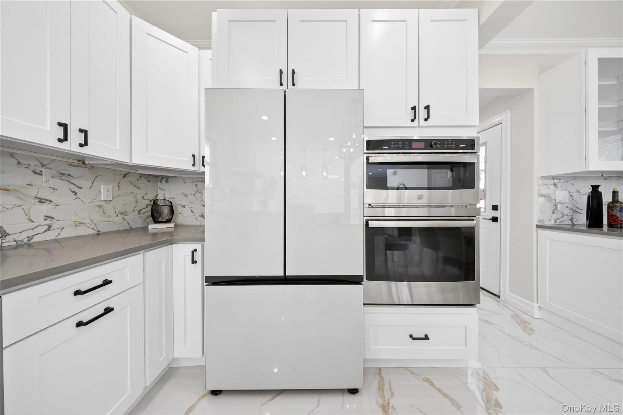 19 6th Street, North Hempstead, NY, 3 Bedrooms Bedrooms, 8 Rooms Rooms,2 BathroomsBathrooms,Residential,For Rent,6th,0,KEY1018163 19 6th Street, North Hempstead, NY, 3 Bedrooms Bedrooms, 8 Rooms Rooms,2 BathroomsBathrooms,Residential,For Rent,6th,0,KEY1018163