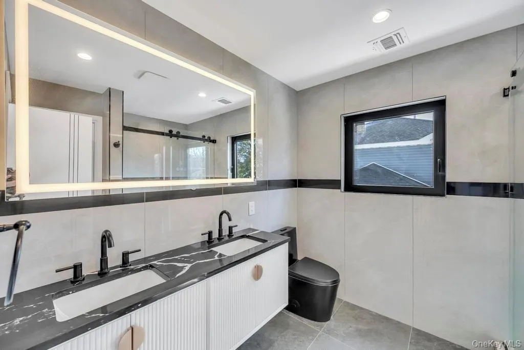 26 Fieldstone Drive, Oyster Bay, NY, 5 Bedrooms Bedrooms, 10 Rooms Rooms,4 BathroomsBathrooms,Residential,For Rent,Fieldstone,0,KEY1018165 26 Fieldstone Drive, Oyster Bay, NY, 5 Bedrooms Bedrooms, 10 Rooms Rooms,4 BathroomsBathrooms,Residential,For Rent,Fieldstone,0,KEY1018165