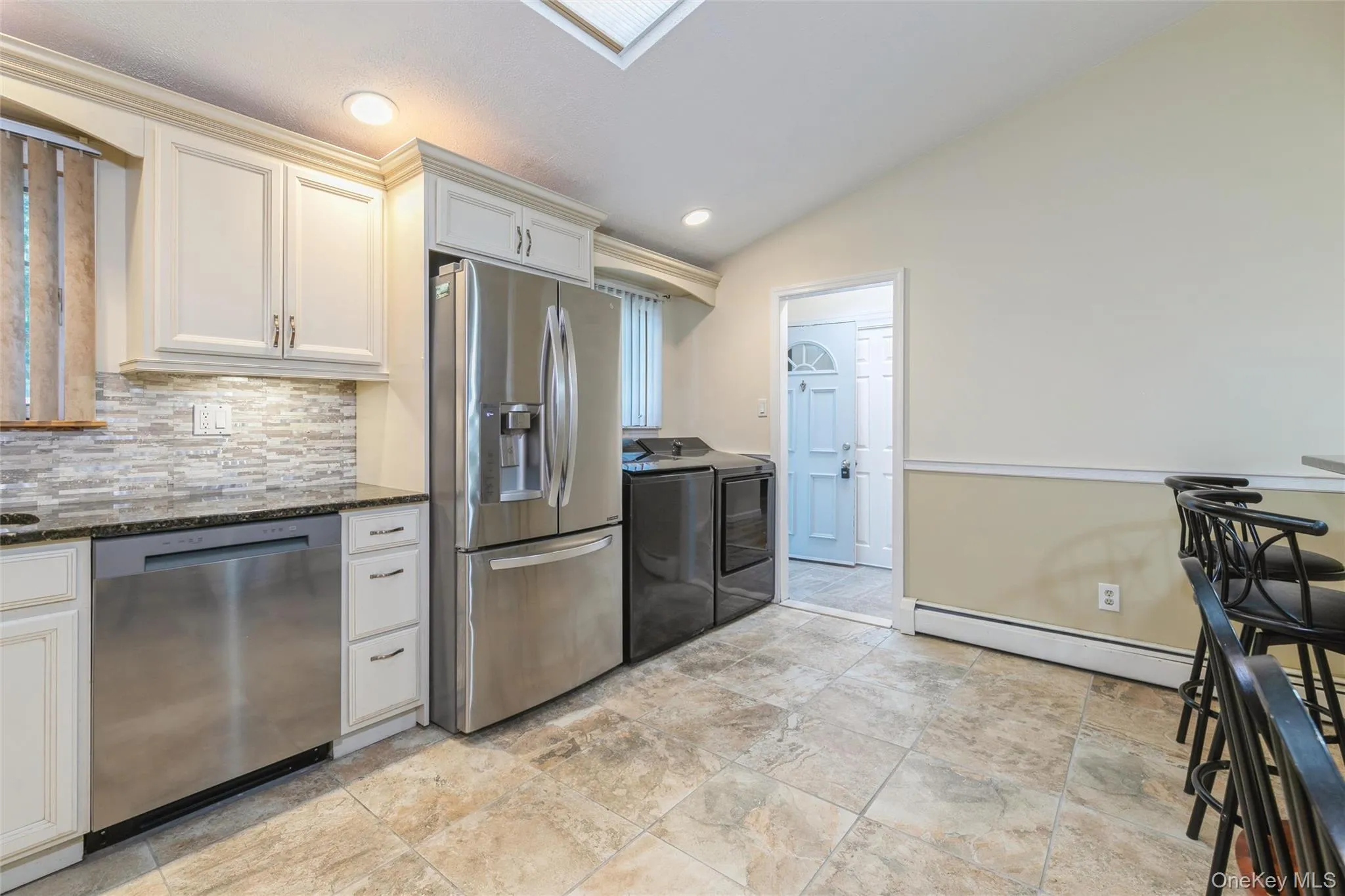 26 Huxley Lane, Brookhaven, NY, 3 Bedrooms Bedrooms, 7 Rooms Rooms,1 BathroomBathrooms,Residential,For Rent,Huxley,0,KEY1018176 26 Huxley Lane, Brookhaven, NY, 3 Bedrooms Bedrooms, 7 Rooms Rooms,1 BathroomBathrooms,Residential,For Rent,Huxley,0,KEY1018176
