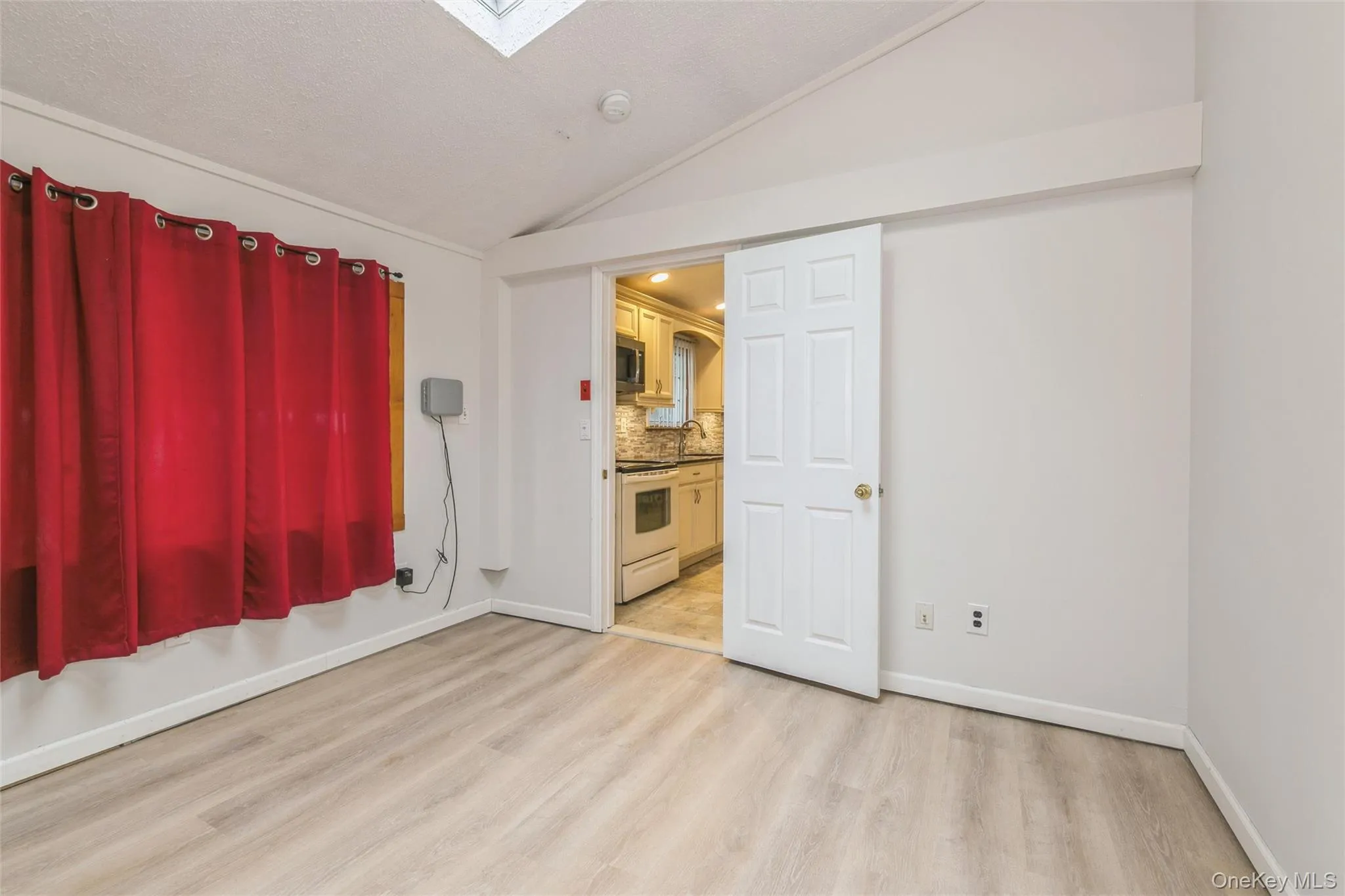26 Huxley Lane, Brookhaven, NY, 3 Bedrooms Bedrooms, 7 Rooms Rooms,1 BathroomBathrooms,Residential,For Rent,Huxley,0,KEY1018176 26 Huxley Lane, Brookhaven, NY, 3 Bedrooms Bedrooms, 7 Rooms Rooms,1 BathroomBathrooms,Residential,For Rent,Huxley,0,KEY1018176