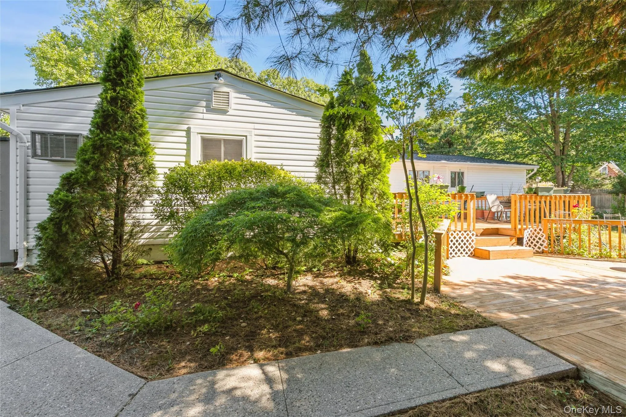 26 Huxley Lane, Brookhaven, NY, 3 Bedrooms Bedrooms, 7 Rooms Rooms,1 BathroomBathrooms,Residential,For Rent,Huxley,0,KEY1018176 26 Huxley Lane, Brookhaven, NY, 3 Bedrooms Bedrooms, 7 Rooms Rooms,1 BathroomBathrooms,Residential,For Rent,Huxley,0,KEY1018176