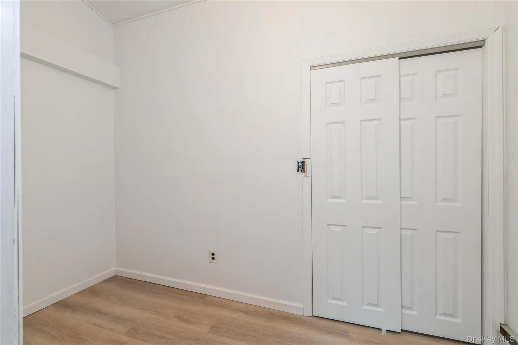 26 Huxley Lane, Brookhaven, NY, 3 Bedrooms Bedrooms, 7 Rooms Rooms,1 BathroomBathrooms,Residential,For Rent,Huxley,0,KEY1018176 26 Huxley Lane, Brookhaven, NY, 3 Bedrooms Bedrooms, 7 Rooms Rooms,1 BathroomBathrooms,Residential,For Rent,Huxley,0,KEY1018176