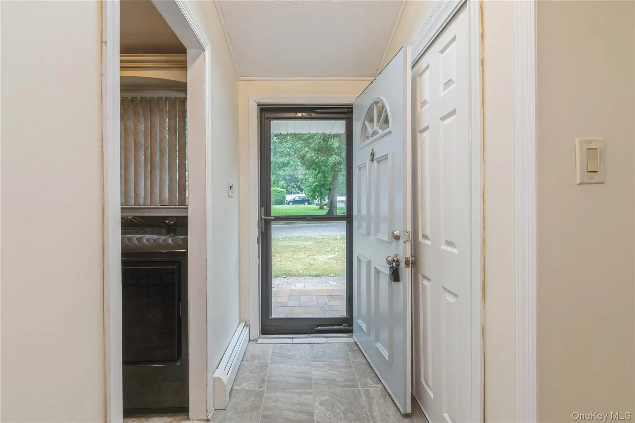 26 Huxley Lane, Brookhaven, NY, 3 Bedrooms Bedrooms, 7 Rooms Rooms,1 BathroomBathrooms,Residential,For Rent,Huxley,0,KEY1018176 26 Huxley Lane, Brookhaven, NY, 3 Bedrooms Bedrooms, 7 Rooms Rooms,1 BathroomBathrooms,Residential,For Rent,Huxley,0,KEY1018176