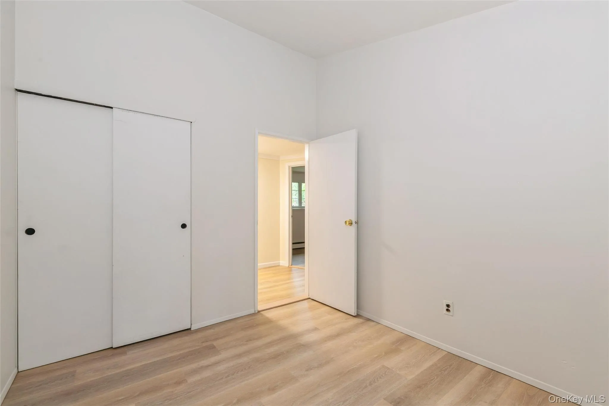26 Huxley Lane, Brookhaven, NY, 3 Bedrooms Bedrooms, 7 Rooms Rooms,1 BathroomBathrooms,Residential,For Rent,Huxley,0,KEY1018176 26 Huxley Lane, Brookhaven, NY, 3 Bedrooms Bedrooms, 7 Rooms Rooms,1 BathroomBathrooms,Residential,For Rent,Huxley,0,KEY1018176