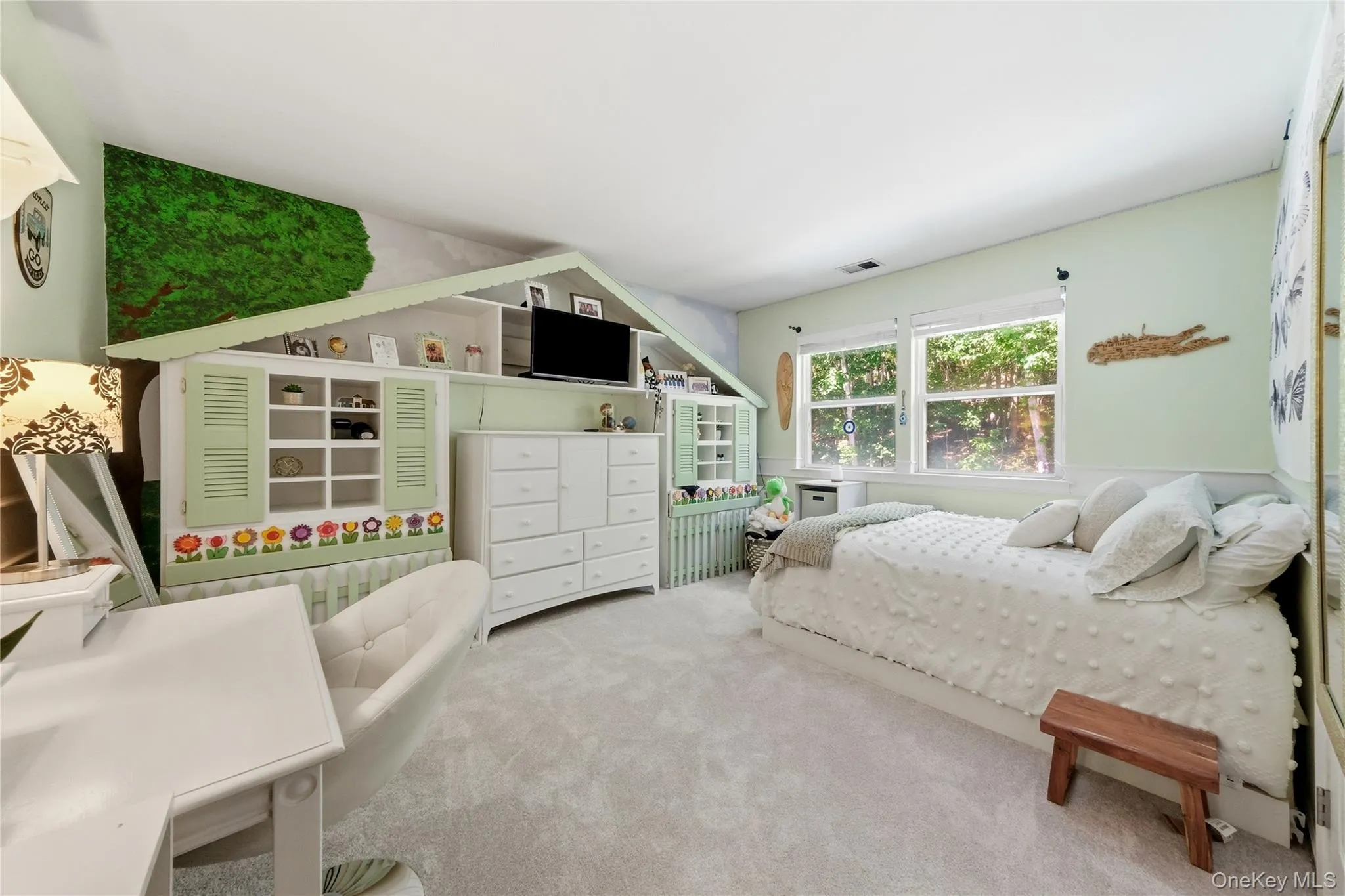 95 Crystal Brook Hollow Road, Brookhaven, NY, 4 Bedrooms Bedrooms, 11 Rooms Rooms,2 BathroomsBathrooms,Residential,For Rent,Crystal Brook Hollow,0,KEY1018178 95 Crystal Brook Hollow Road, Brookhaven, NY, 4 Bedrooms Bedrooms, 11 Rooms Rooms,2 BathroomsBathrooms,Residential,For Rent,Crystal Brook Hollow,0,KEY1018178