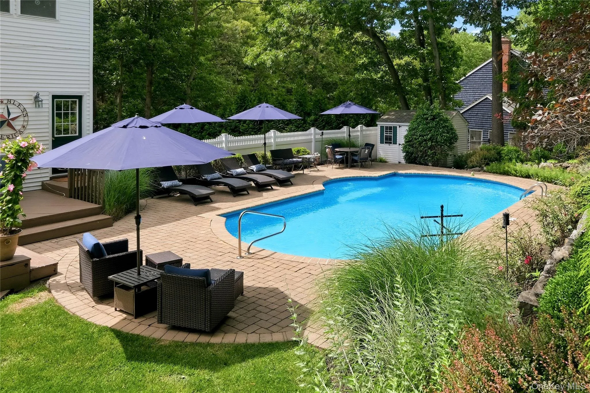 95 Crystal Brook Hollow Road, Brookhaven, NY, 4 Bedrooms Bedrooms, 11 Rooms Rooms,2 BathroomsBathrooms,Residential,For Rent,Crystal Brook Hollow,0,KEY1018178 95 Crystal Brook Hollow Road, Brookhaven, NY, 4 Bedrooms Bedrooms, 11 Rooms Rooms,2 BathroomsBathrooms,Residential,For Rent,Crystal Brook Hollow,0,KEY1018178