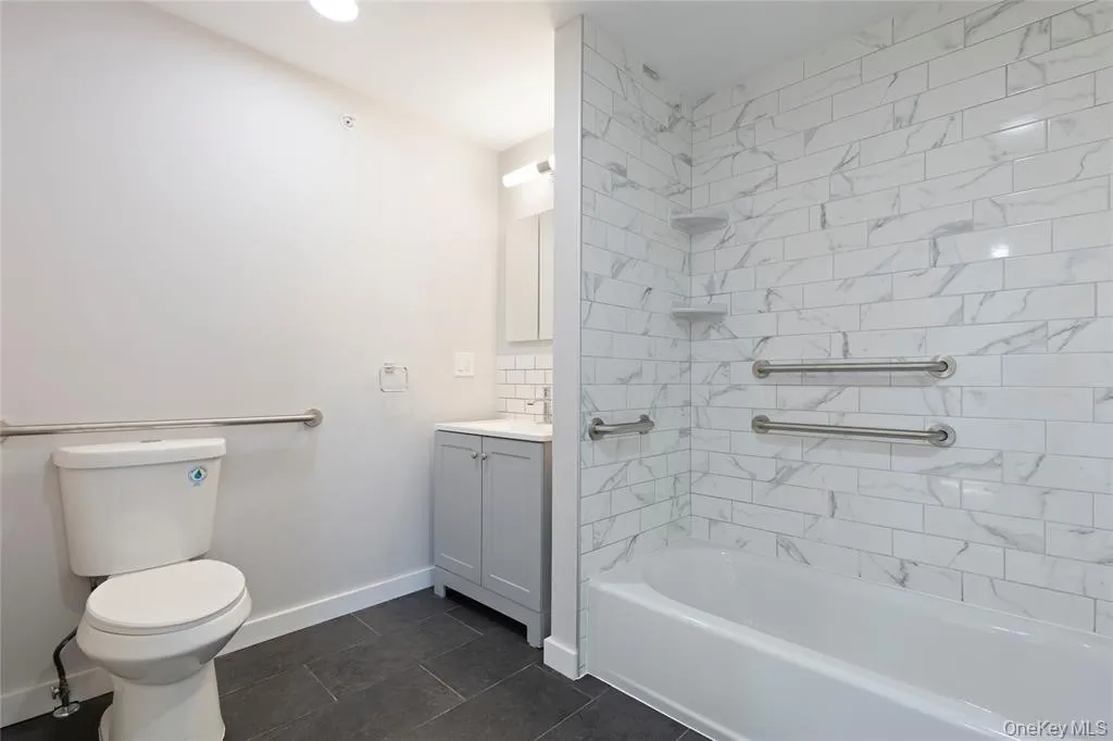 9 Lagrange Avenue, Poughkeepsie, NY, 2 Bedrooms Bedrooms, 3 Rooms Rooms,1 BathroomBathrooms,Residential Lease,For Rent,Lagrange,0,KEY1018182 9 Lagrange Avenue, Poughkeepsie, NY, 2 Bedrooms Bedrooms, 3 Rooms Rooms,1 BathroomBathrooms,Residential Lease,For Rent,Lagrange,0,KEY1018182
