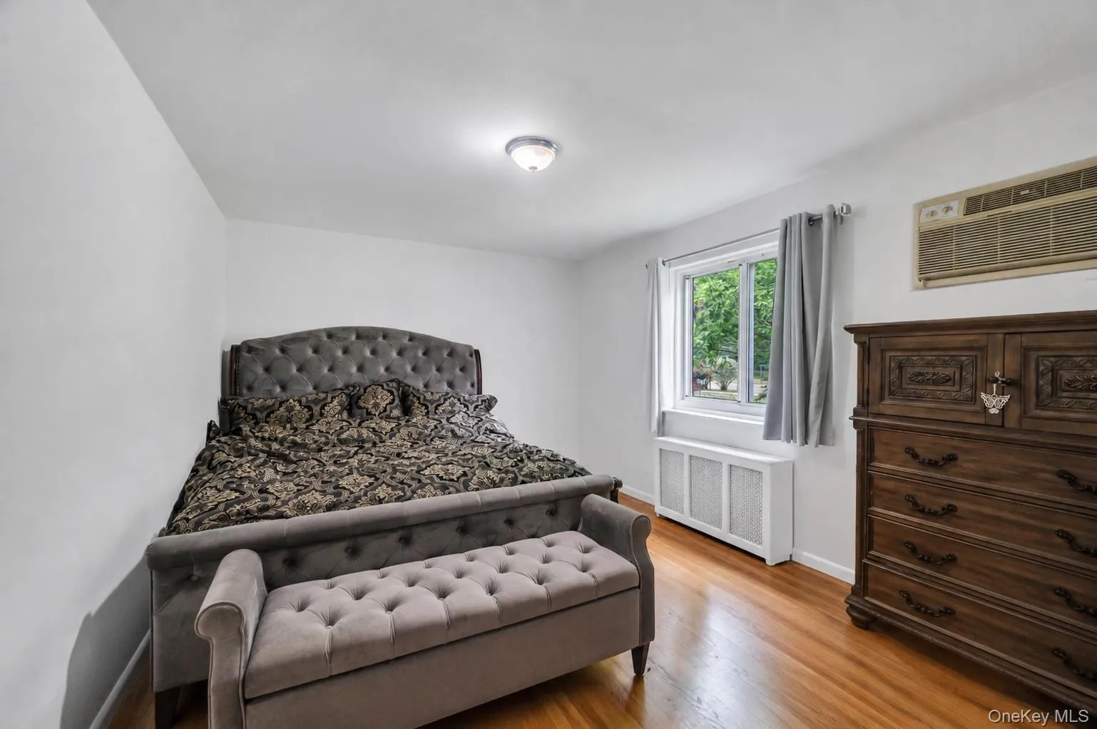 263-53 74th Avenue, New York, NY, 2 Bedrooms Bedrooms, 5 Rooms Rooms,1 BathroomBathrooms,Residential,For Rent,74th,0,1018184 263-53 74th Avenue, New York, NY, 2 Bedrooms Bedrooms, 5 Rooms Rooms,1 BathroomBathrooms,Residential,For Rent,74th,0,1018184