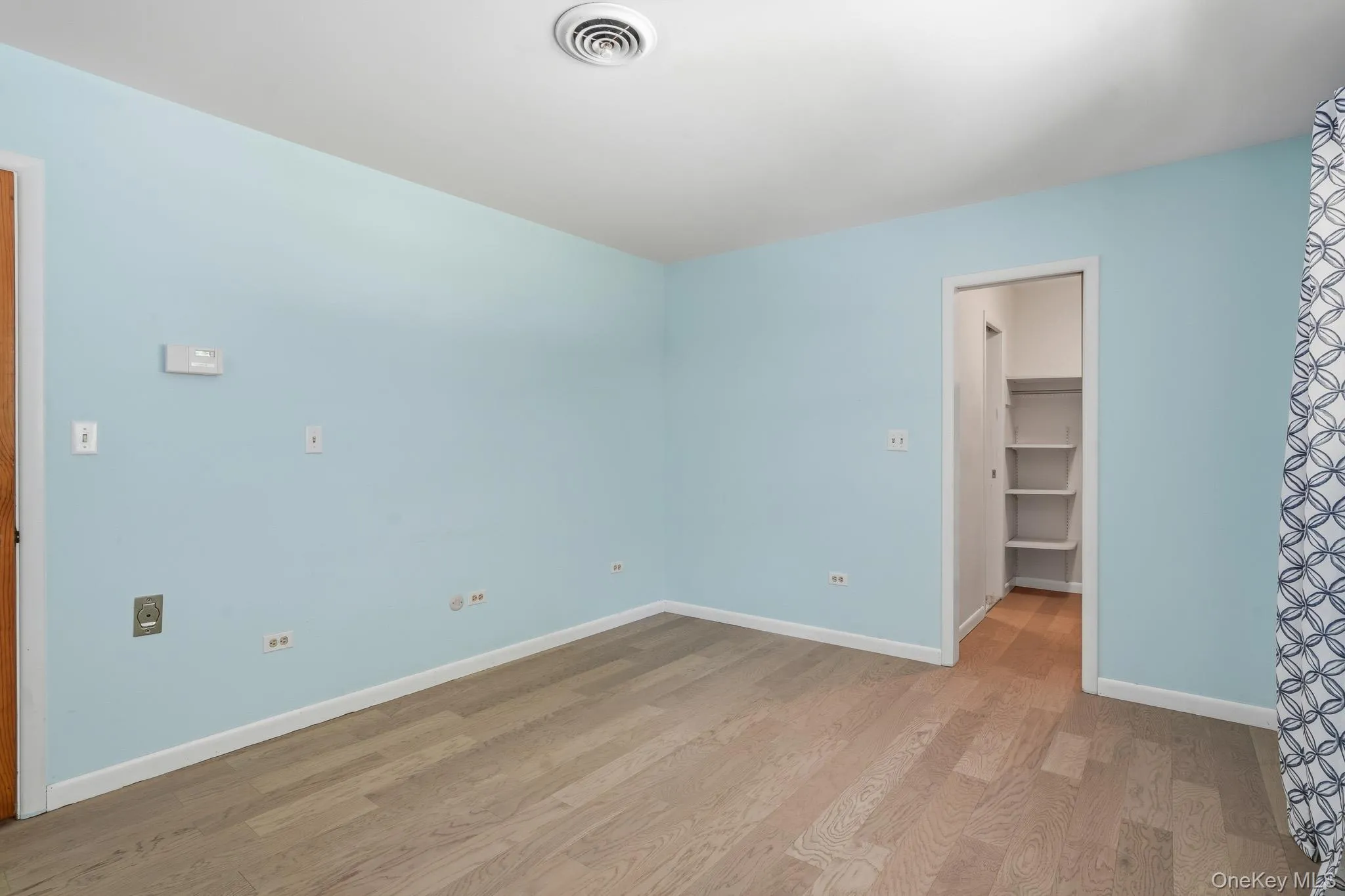 21 Vail Road, Poughkeepsie (town), NY, 5 Bedrooms Bedrooms, 12 Rooms Rooms,3 BathroomsBathrooms,Residential,For Rent,Vail,0,KEY1018187 21 Vail Road, Poughkeepsie (town), NY, 5 Bedrooms Bedrooms, 12 Rooms Rooms,3 BathroomsBathrooms,Residential,For Rent,Vail,0,KEY1018187