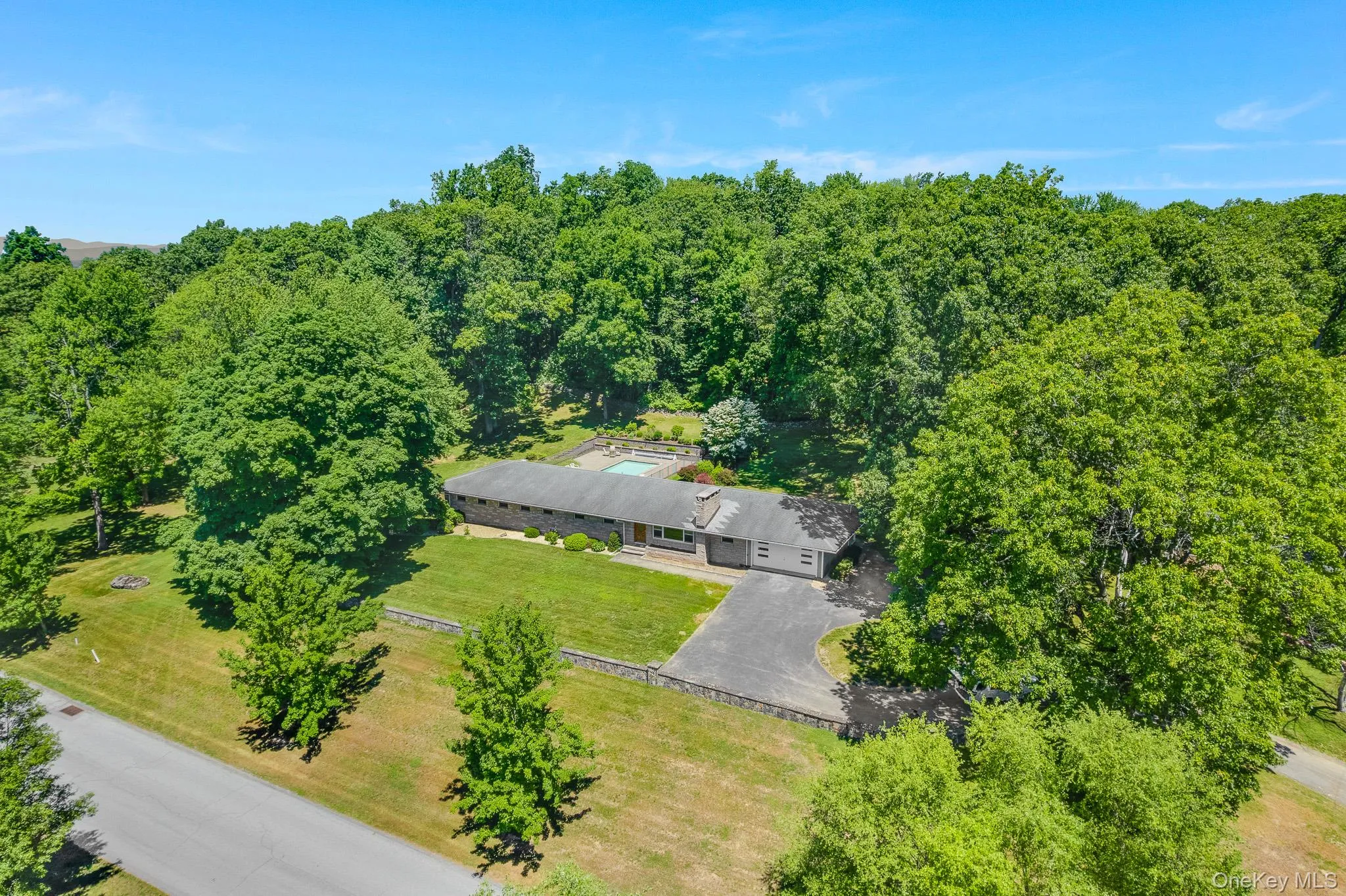 21 Vail Road, Poughkeepsie (town), NY, 5 Bedrooms Bedrooms, 12 Rooms Rooms,3 BathroomsBathrooms,Residential,For Rent,Vail,0,KEY1018187 21 Vail Road, Poughkeepsie (town), NY, 5 Bedrooms Bedrooms, 12 Rooms Rooms,3 BathroomsBathrooms,Residential,For Rent,Vail,0,KEY1018187
