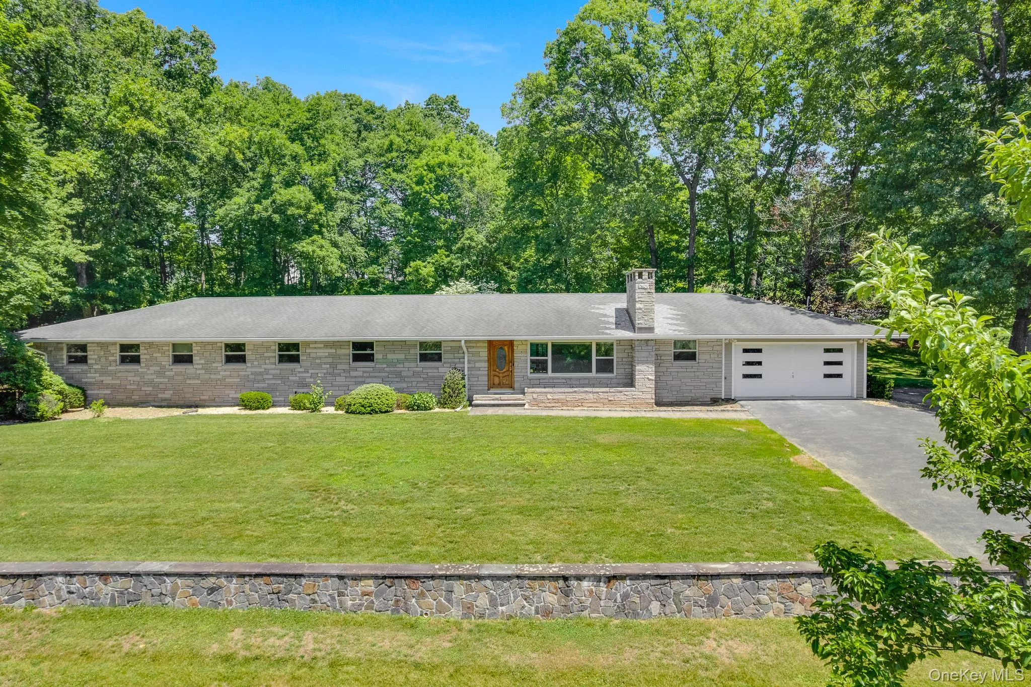 21 Vail Road, Poughkeepsie (town), NY, 5 Bedrooms Bedrooms, 12 Rooms Rooms,3 BathroomsBathrooms,Residential,For Rent,Vail,0,KEY1018187 21 Vail Road, Poughkeepsie (town), NY, 5 Bedrooms Bedrooms, 12 Rooms Rooms,3 BathroomsBathrooms,Residential,For Rent,Vail,0,KEY1018187