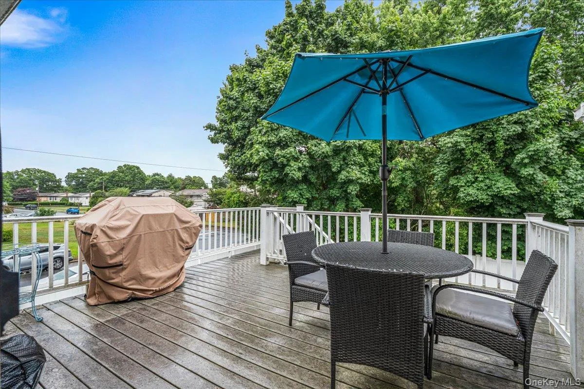 194 Missouri Avenue, Islip, NY, 3 Bedrooms Bedrooms, 8 Rooms Rooms,2 BathroomsBathrooms,Residential,For Rent,Missouri,0,KEY1018191 194 Missouri Avenue, Islip, NY, 3 Bedrooms Bedrooms, 8 Rooms Rooms,2 BathroomsBathrooms,Residential,For Rent,Missouri,0,KEY1018191