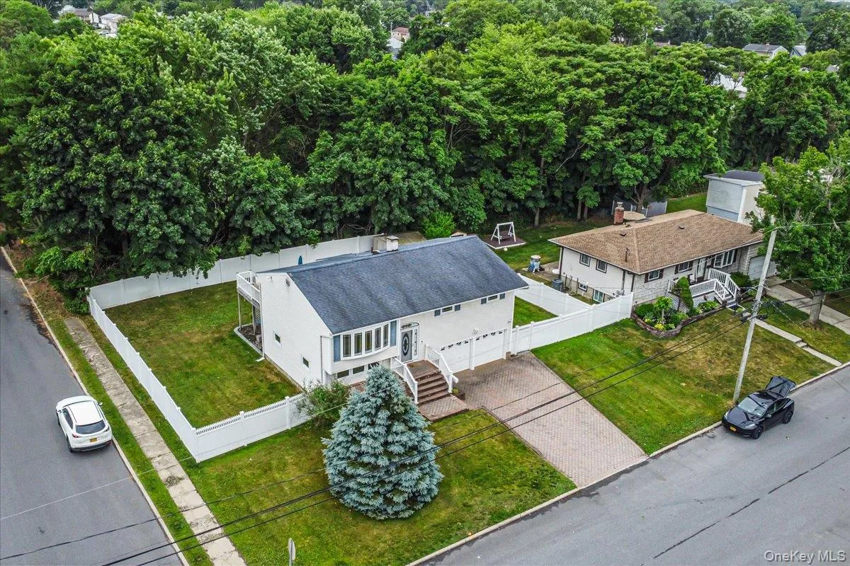 194 Missouri Avenue, Islip, NY, 3 Bedrooms Bedrooms, 8 Rooms Rooms,2 BathroomsBathrooms,Residential,For Rent,Missouri,0,KEY1018191 194 Missouri Avenue, Islip, NY, 3 Bedrooms Bedrooms, 8 Rooms Rooms,2 BathroomsBathrooms,Residential,For Rent,Missouri,0,KEY1018191