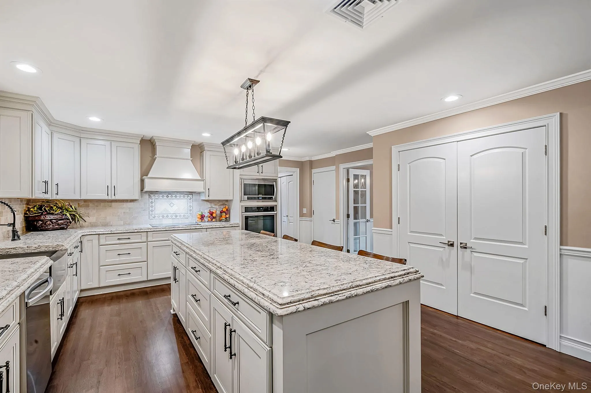 44 Niagara Street, Brookhaven, NY, 5 Bedrooms Bedrooms, 15 Rooms Rooms,4 BathroomsBathrooms,Residential,For Rent,Niagara,0,KEY1018192 44 Niagara Street, Brookhaven, NY, 5 Bedrooms Bedrooms, 15 Rooms Rooms,4 BathroomsBathrooms,Residential,For Rent,Niagara,0,KEY1018192