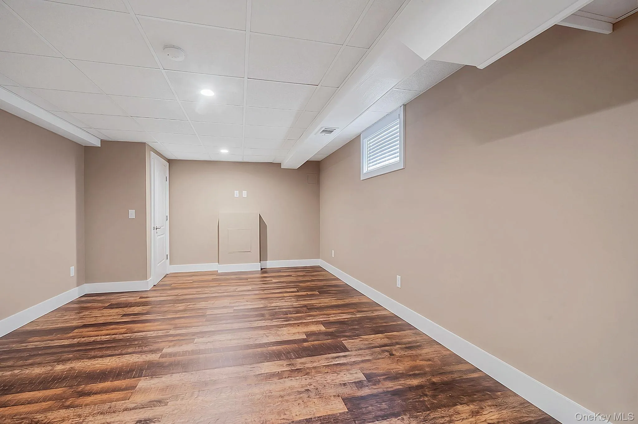 44 Niagara Street, Brookhaven, NY, 5 Bedrooms Bedrooms, 15 Rooms Rooms,4 BathroomsBathrooms,Residential,For Rent,Niagara,0,KEY1018192 44 Niagara Street, Brookhaven, NY, 5 Bedrooms Bedrooms, 15 Rooms Rooms,4 BathroomsBathrooms,Residential,For Rent,Niagara,0,KEY1018192