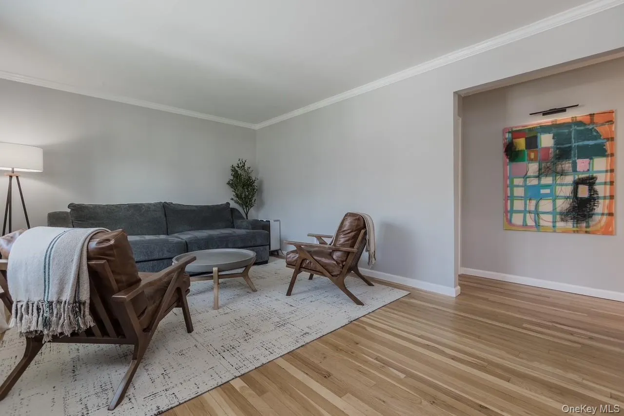 16 Heath Lane, Huntington, NY, 4 Bedrooms Bedrooms, 11 Rooms Rooms,3 BathroomsBathrooms,Residential,For Rent,Heath,0,1018193 16 Heath Lane, Huntington, NY, 4 Bedrooms Bedrooms, 11 Rooms Rooms,3 BathroomsBathrooms,Residential,For Rent,Heath,0,1018193