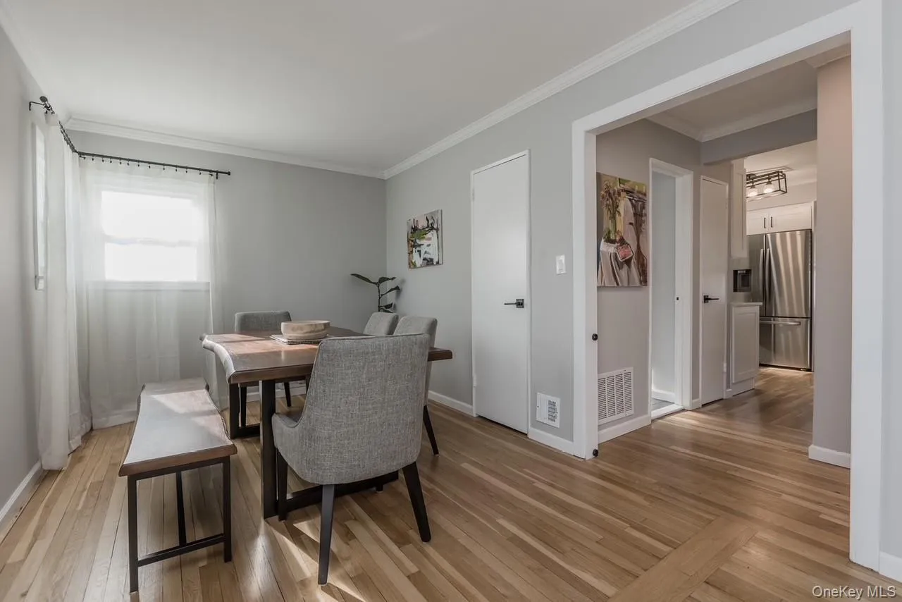 16 Heath Lane, Huntington, NY, 4 Bedrooms Bedrooms, 11 Rooms Rooms,3 BathroomsBathrooms,Residential,For Rent,Heath,0,1018193 16 Heath Lane, Huntington, NY, 4 Bedrooms Bedrooms, 11 Rooms Rooms,3 BathroomsBathrooms,Residential,For Rent,Heath,0,1018193
