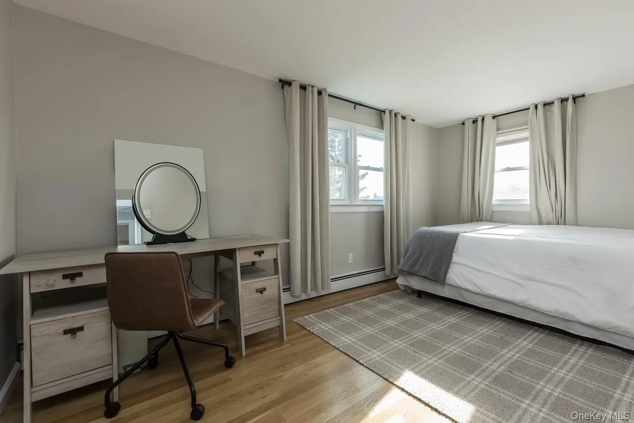 16 Heath Lane, Huntington, NY, 4 Bedrooms Bedrooms, 11 Rooms Rooms,3 BathroomsBathrooms,Residential,For Rent,Heath,0,1018193 16 Heath Lane, Huntington, NY, 4 Bedrooms Bedrooms, 11 Rooms Rooms,3 BathroomsBathrooms,Residential,For Rent,Heath,0,1018193