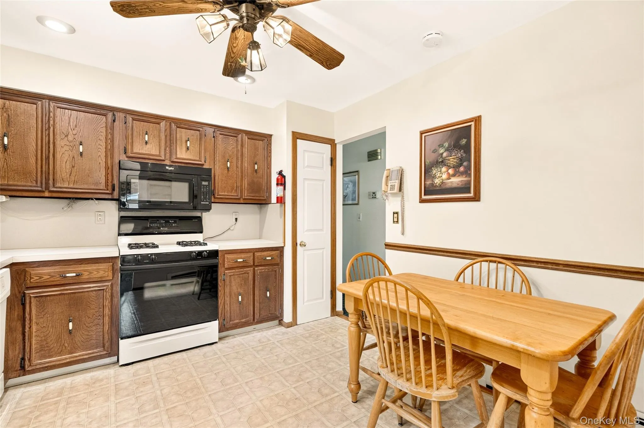 10 Lighthouse Court, Stony Point, NY, 4 Bedrooms Bedrooms, 9 Rooms Rooms,2 BathroomsBathrooms,Residential,For Rent,Lighthouse,0,1018201 10 Lighthouse Court, Stony Point, NY, 4 Bedrooms Bedrooms, 9 Rooms Rooms,2 BathroomsBathrooms,Residential,For Rent,Lighthouse,0,1018201