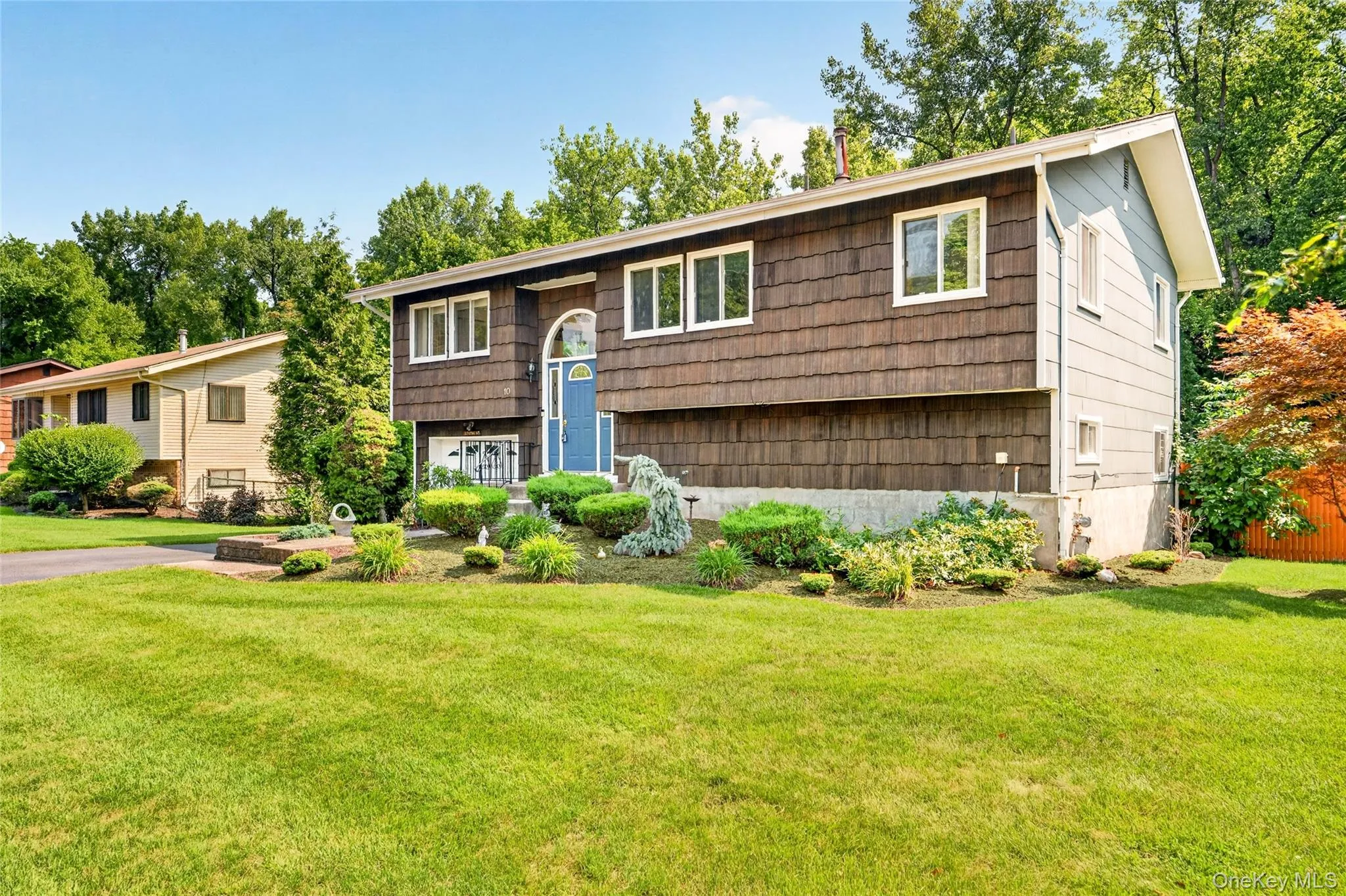 10 Lighthouse Court, Stony Point, NY, 4 Bedrooms Bedrooms, 9 Rooms Rooms,2 BathroomsBathrooms,Residential,For Rent,Lighthouse,0,1018201 10 Lighthouse Court, Stony Point, NY, 4 Bedrooms Bedrooms, 9 Rooms Rooms,2 BathroomsBathrooms,Residential,For Rent,Lighthouse,0,1018201