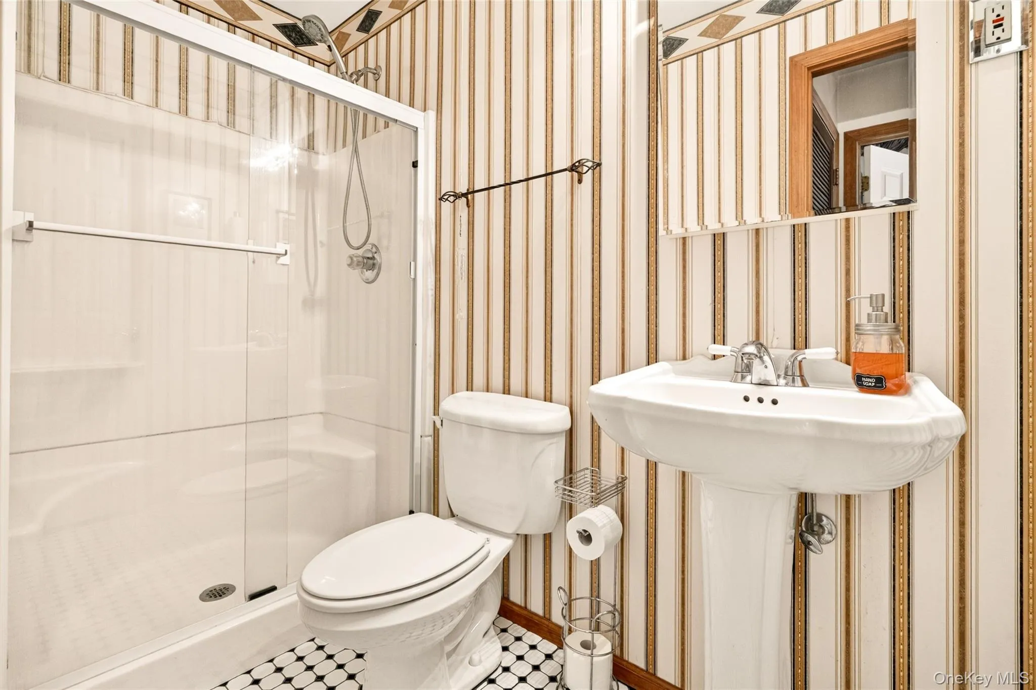 10 Lighthouse Court, Stony Point, NY, 4 Bedrooms Bedrooms, 9 Rooms Rooms,2 BathroomsBathrooms,Residential,For Rent,Lighthouse,0,1018201 10 Lighthouse Court, Stony Point, NY, 4 Bedrooms Bedrooms, 9 Rooms Rooms,2 BathroomsBathrooms,Residential,For Rent,Lighthouse,0,1018201