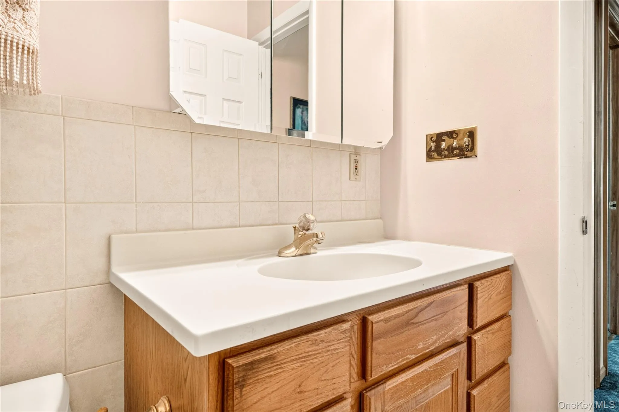 10 Lighthouse Court, Stony Point, NY, 4 Bedrooms Bedrooms, 9 Rooms Rooms,2 BathroomsBathrooms,Residential,For Rent,Lighthouse,0,1018201 10 Lighthouse Court, Stony Point, NY, 4 Bedrooms Bedrooms, 9 Rooms Rooms,2 BathroomsBathrooms,Residential,For Rent,Lighthouse,0,1018201