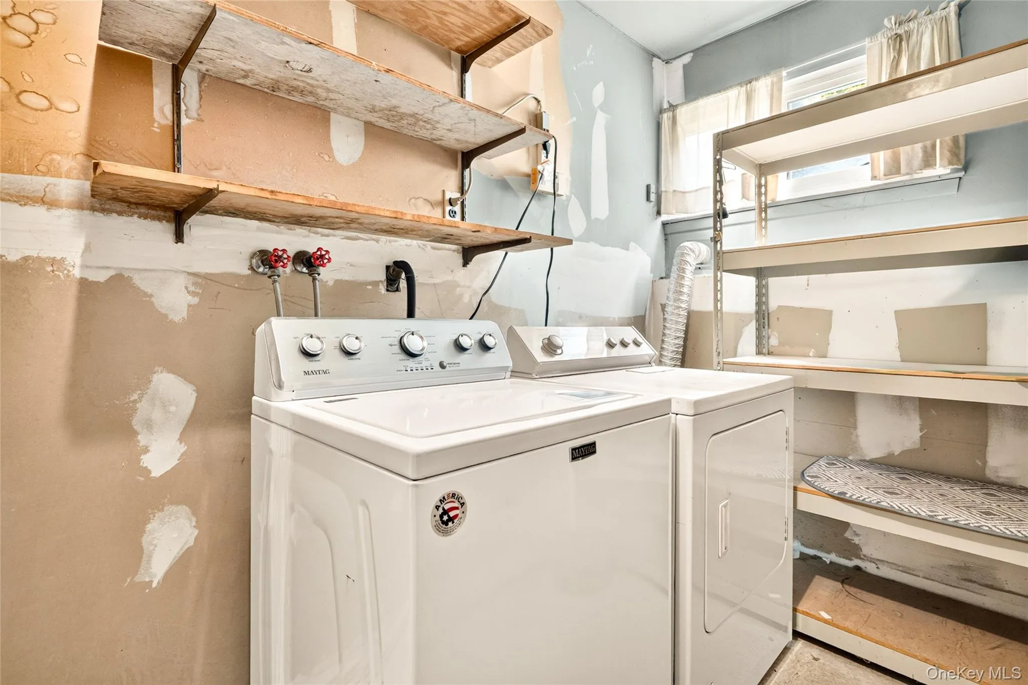 10 Lighthouse Court, Stony Point, NY, 4 Bedrooms Bedrooms, 9 Rooms Rooms,2 BathroomsBathrooms,Residential,For Rent,Lighthouse,0,1018201 10 Lighthouse Court, Stony Point, NY, 4 Bedrooms Bedrooms, 9 Rooms Rooms,2 BathroomsBathrooms,Residential,For Rent,Lighthouse,0,1018201