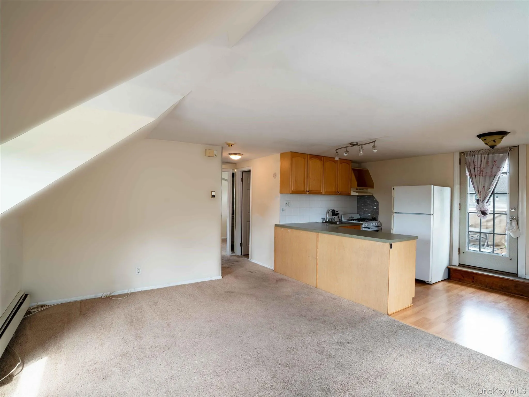 9 Satterie Avenue, Hempstead, NY, 3 Bedrooms Bedrooms, 7 Rooms Rooms,2 BathroomsBathrooms,Residential,For Rent,Satterie,0,KEY1018206 9 Satterie Avenue, Hempstead, NY, 3 Bedrooms Bedrooms, 7 Rooms Rooms,2 BathroomsBathrooms,Residential,For Rent,Satterie,0,KEY1018206