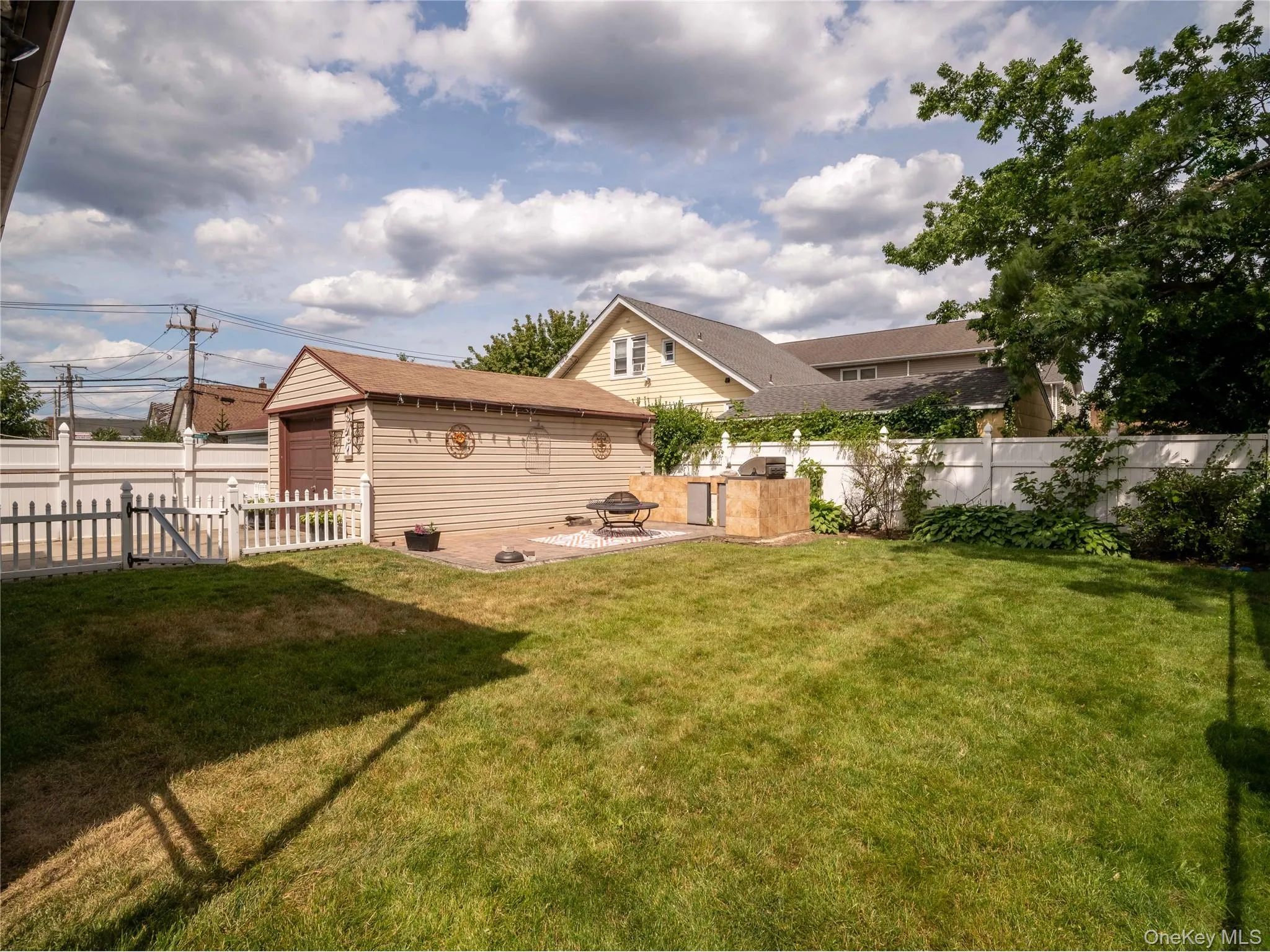 9 Satterie Avenue, Hempstead, NY, 3 Bedrooms Bedrooms, 7 Rooms Rooms,2 BathroomsBathrooms,Residential,For Rent,Satterie,0,KEY1018206 9 Satterie Avenue, Hempstead, NY, 3 Bedrooms Bedrooms, 7 Rooms Rooms,2 BathroomsBathrooms,Residential,For Rent,Satterie,0,KEY1018206