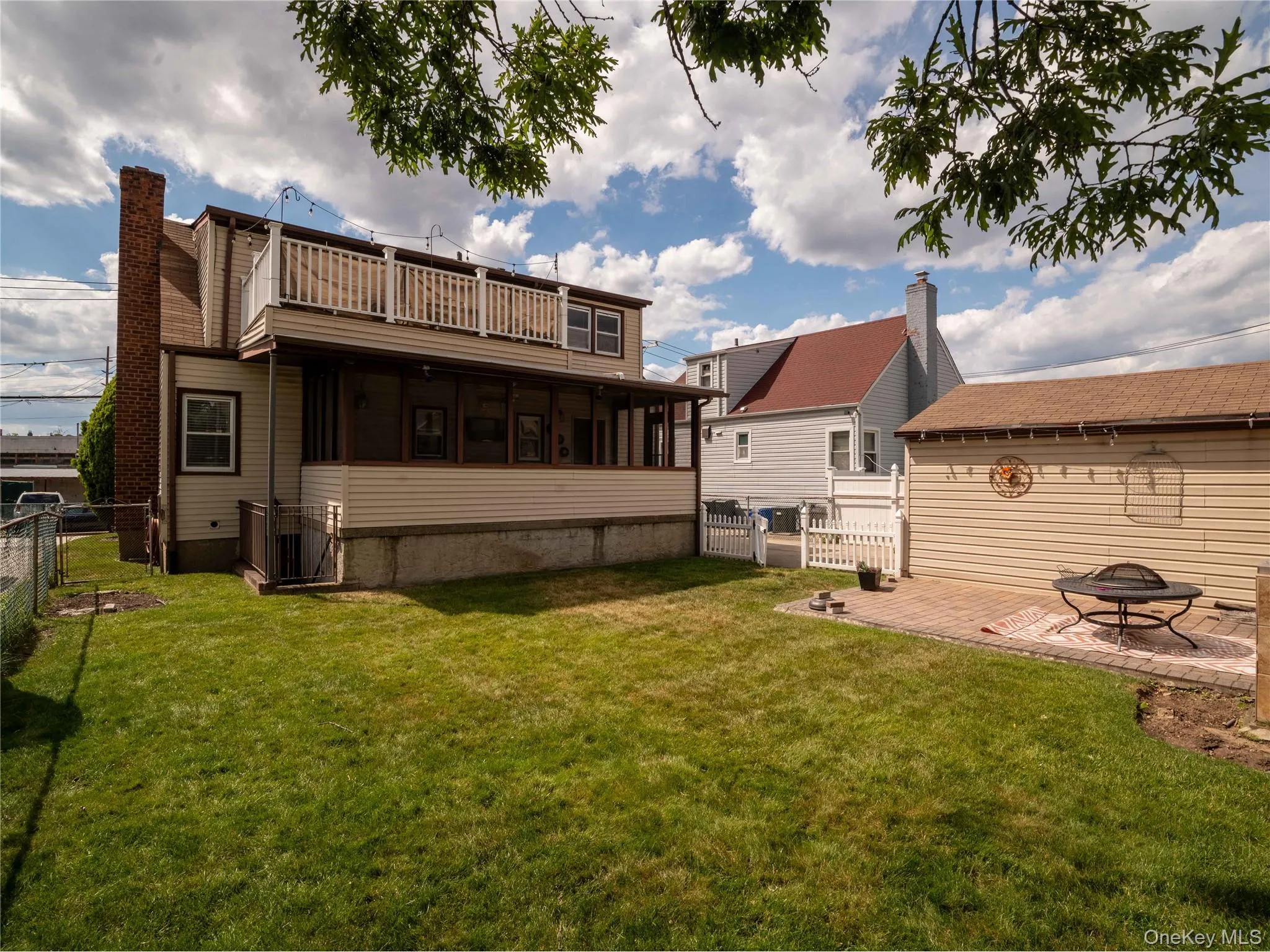 9 Satterie Avenue, Hempstead, NY, 3 Bedrooms Bedrooms, 7 Rooms Rooms,2 BathroomsBathrooms,Residential,For Rent,Satterie,0,KEY1018206 9 Satterie Avenue, Hempstead, NY, 3 Bedrooms Bedrooms, 7 Rooms Rooms,2 BathroomsBathrooms,Residential,For Rent,Satterie,0,KEY1018206