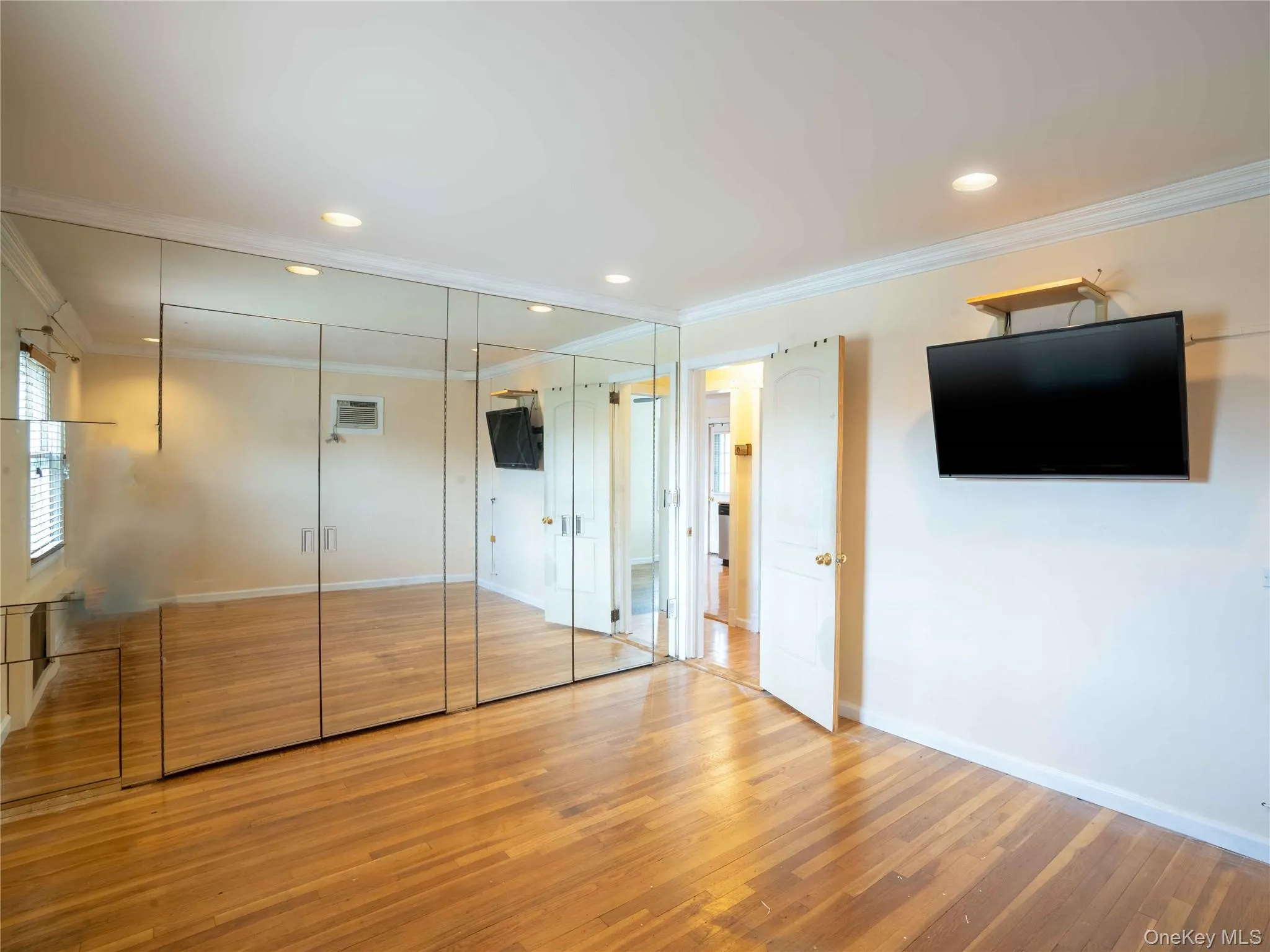 9 Satterie Avenue, Hempstead, NY, 3 Bedrooms Bedrooms, 7 Rooms Rooms,2 BathroomsBathrooms,Residential,For Rent,Satterie,0,KEY1018206 9 Satterie Avenue, Hempstead, NY, 3 Bedrooms Bedrooms, 7 Rooms Rooms,2 BathroomsBathrooms,Residential,For Rent,Satterie,0,KEY1018206