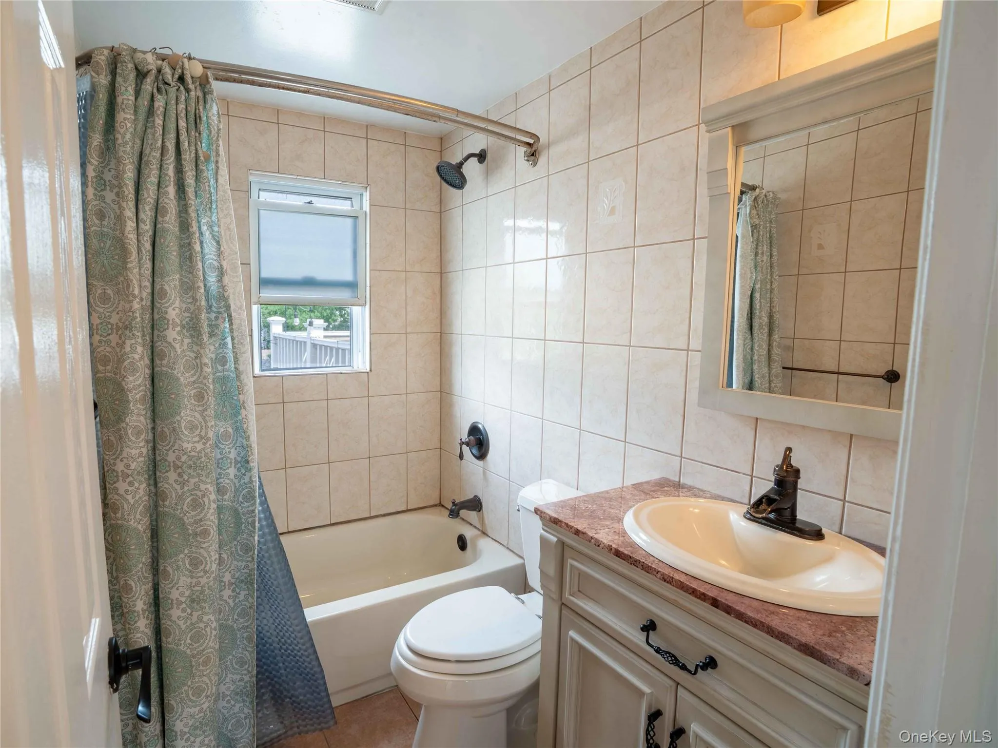 9 Satterie Avenue, Hempstead, NY, 3 Bedrooms Bedrooms, 7 Rooms Rooms,2 BathroomsBathrooms,Residential,For Rent,Satterie,0,KEY1018206 9 Satterie Avenue, Hempstead, NY, 3 Bedrooms Bedrooms, 7 Rooms Rooms,2 BathroomsBathrooms,Residential,For Rent,Satterie,0,KEY1018206