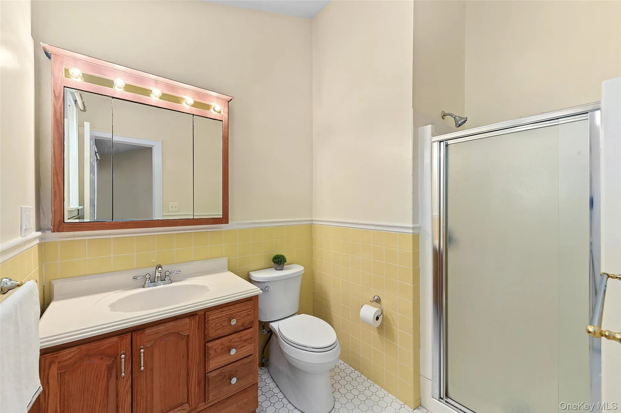 65 Eiler Lane, Greenburgh, NY, 3 Bedrooms Bedrooms, 8 Rooms Rooms,3 BathroomsBathrooms,Residential Lease,For Rent,Eiler,0,1018209 65 Eiler Lane, Greenburgh, NY, 3 Bedrooms Bedrooms, 8 Rooms Rooms,3 BathroomsBathrooms,Residential Lease,For Rent,Eiler,0,1018209