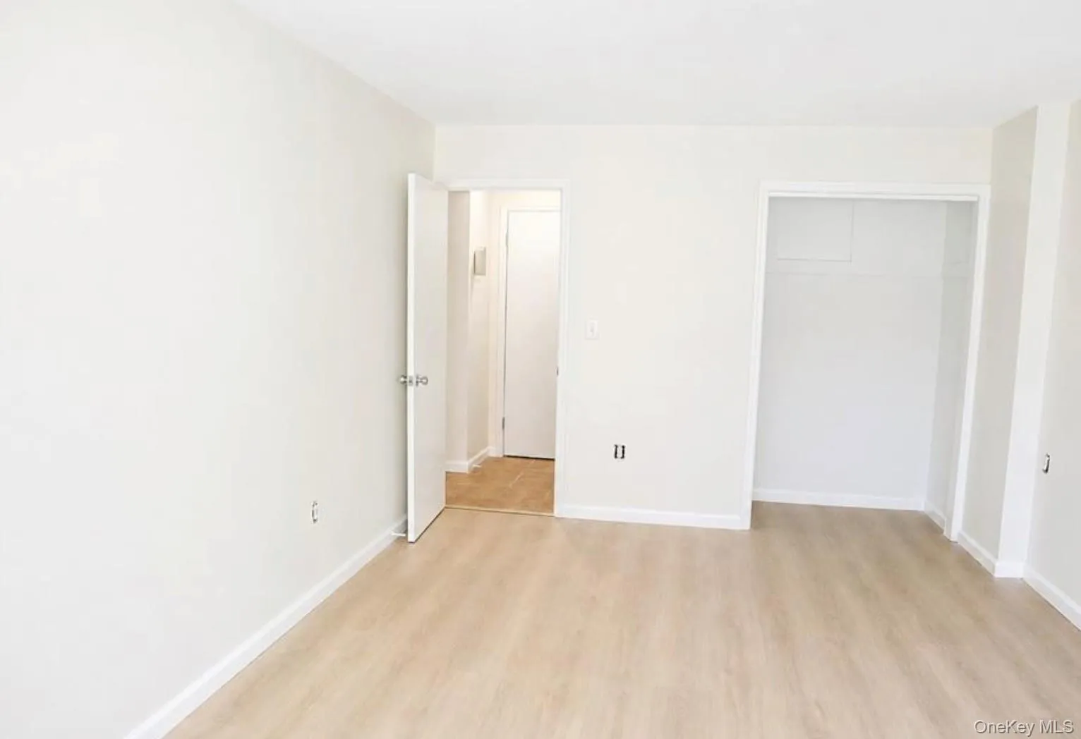 39 Tanager Road, Monroe, NY, 1 Bedroom Bedrooms, 4 Rooms Rooms,1 BathroomBathrooms,Residential Lease,For Rent,Tanager,0,KEY1018210 39 Tanager Road, Monroe, NY, 1 Bedroom Bedrooms, 4 Rooms Rooms,1 BathroomBathrooms,Residential Lease,For Rent,Tanager,0,KEY1018210